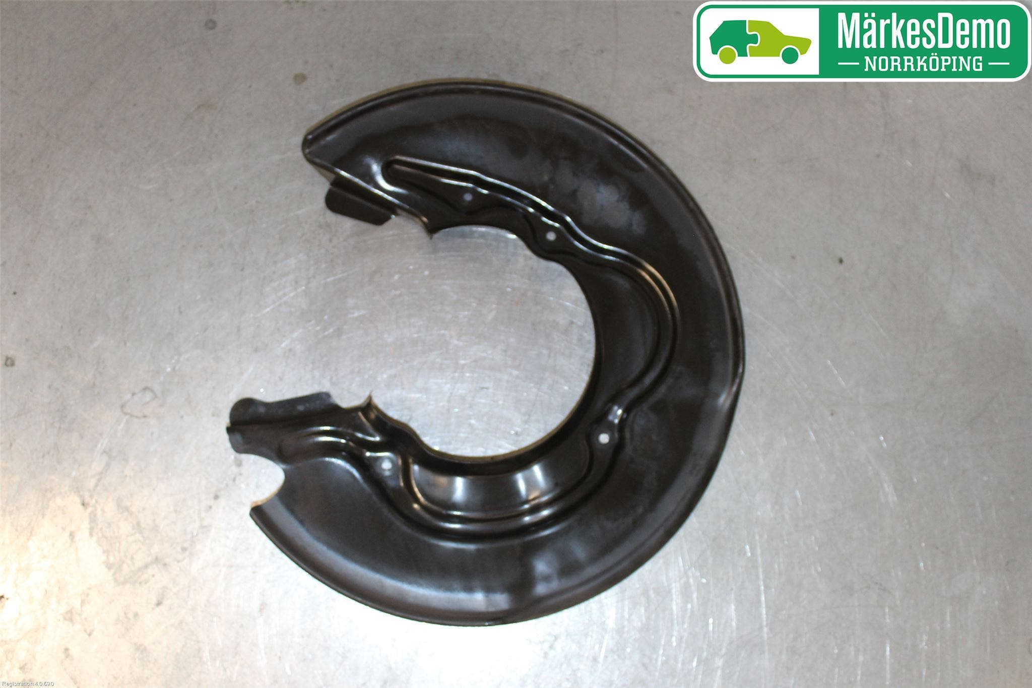 Audi A6/S6 4G 11-18 Bromssköld Fram