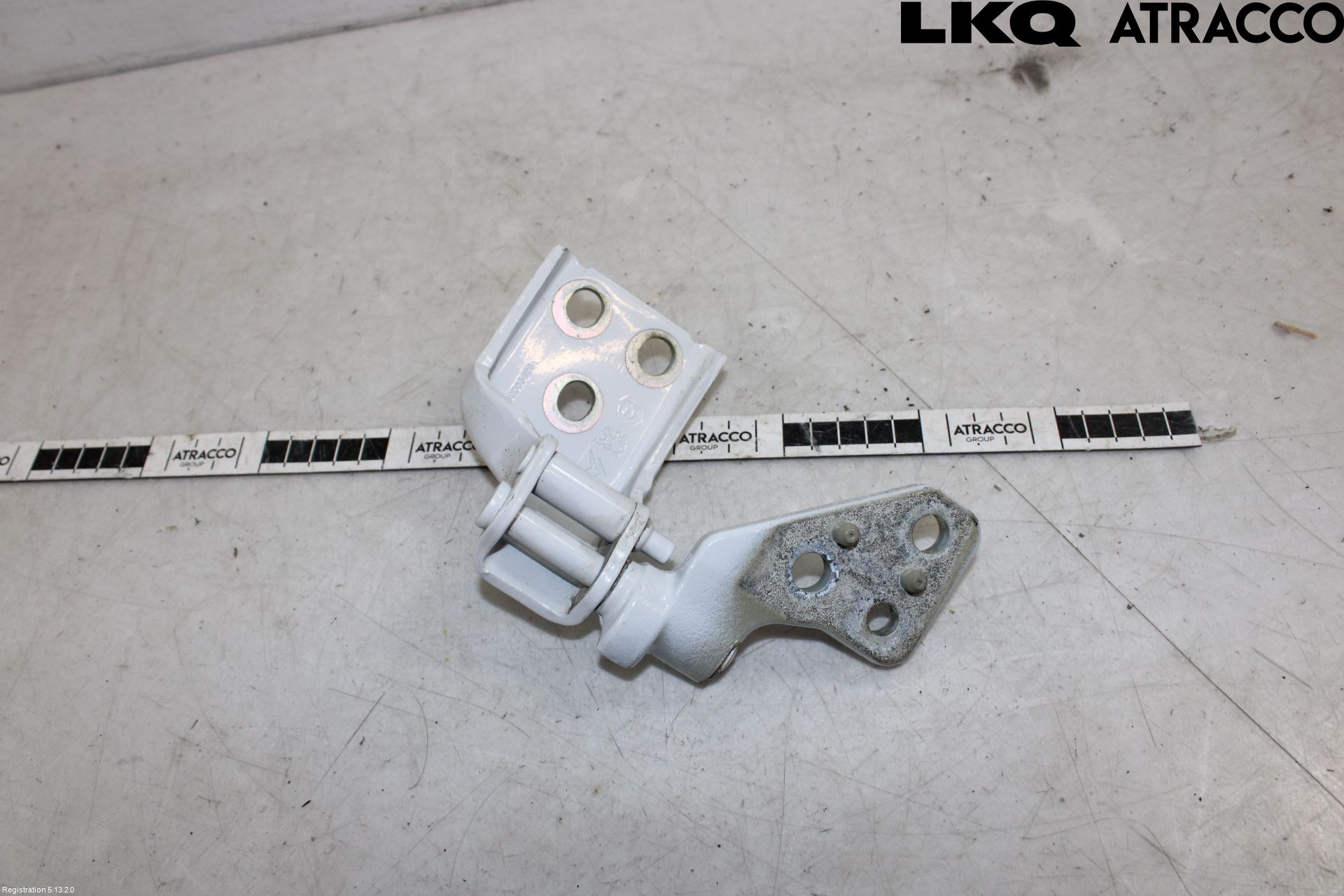 Opel COMBO E 19- Bakluckegångjärn Vä