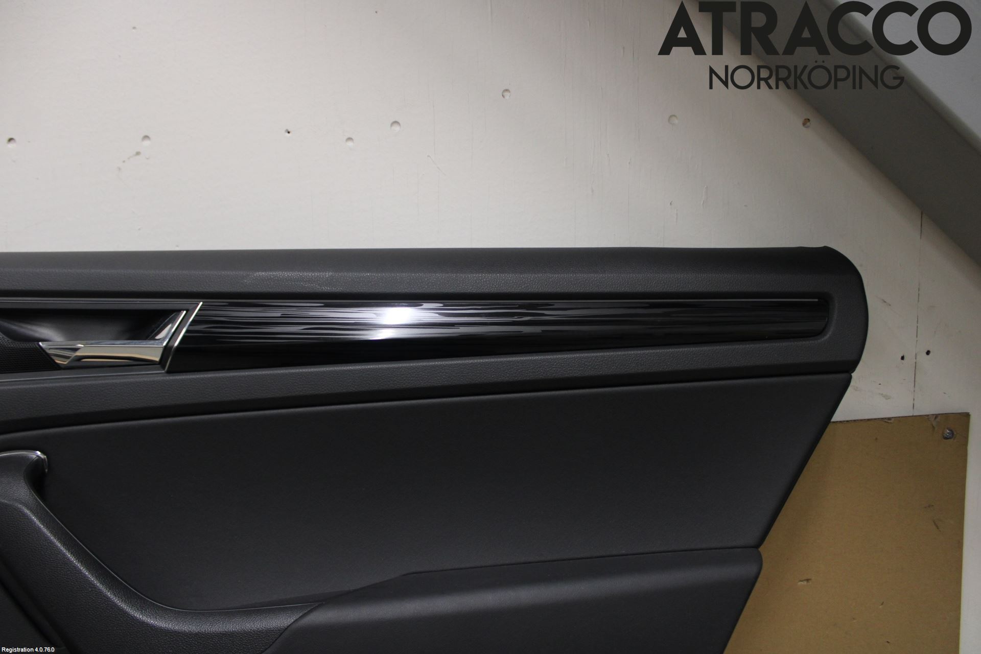 Skoda KODIAQ 17-24 Dörrklädsel Hö