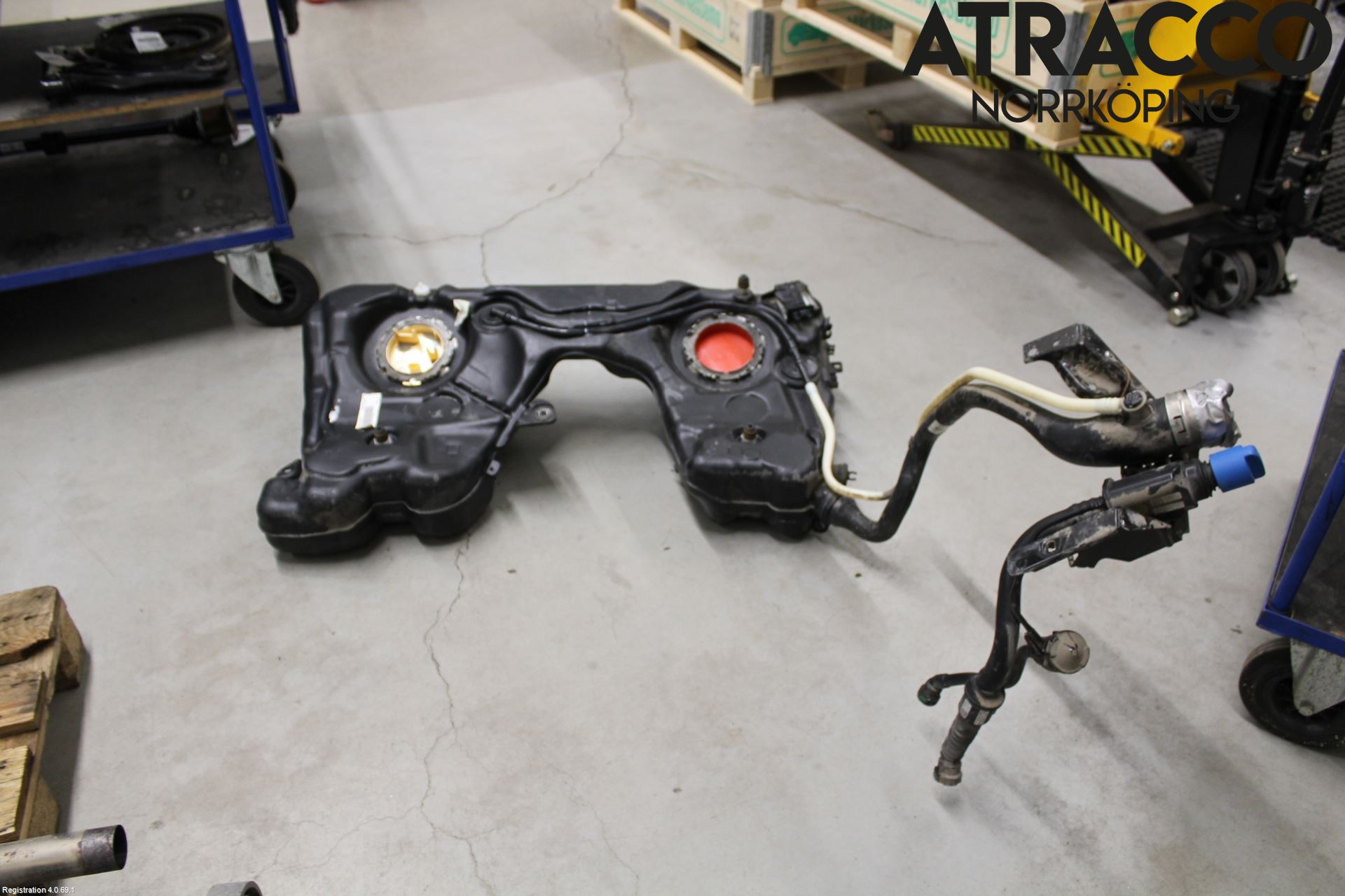 Volkswagen VW T-ROC 18- Bränsletank Diesel