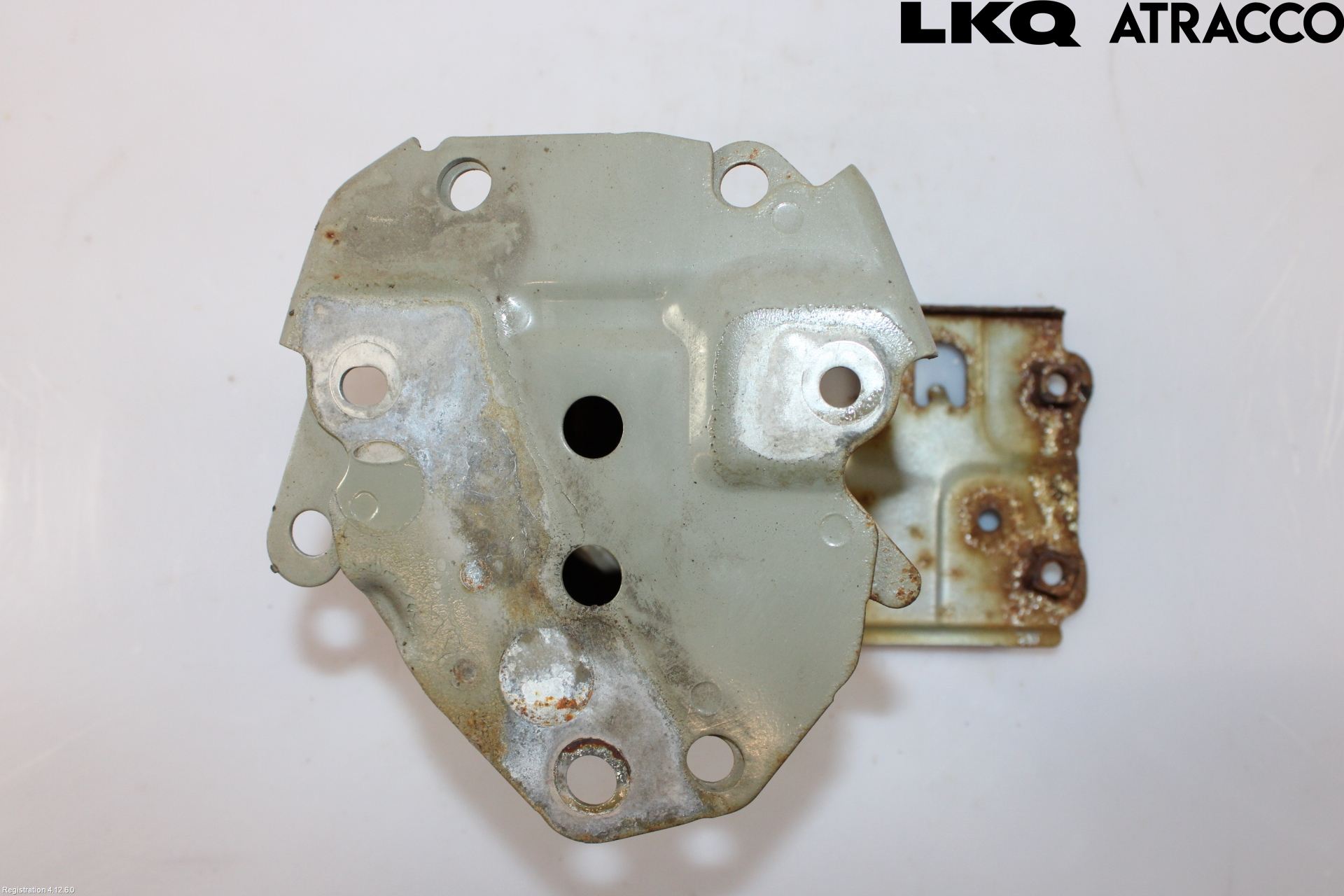 Toyota AURIS 13-19 Stötfångarbärjärn Bak