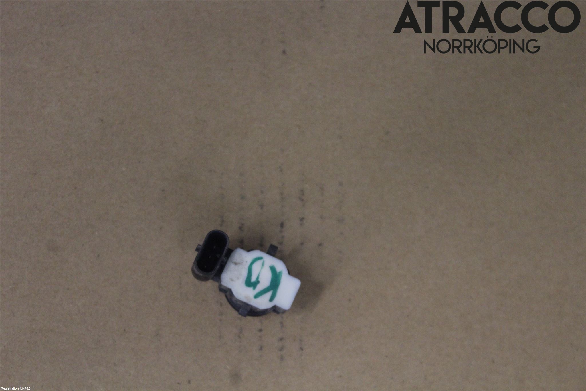 Tesla MODEL S 13- Parkeringshjälp Backsensor