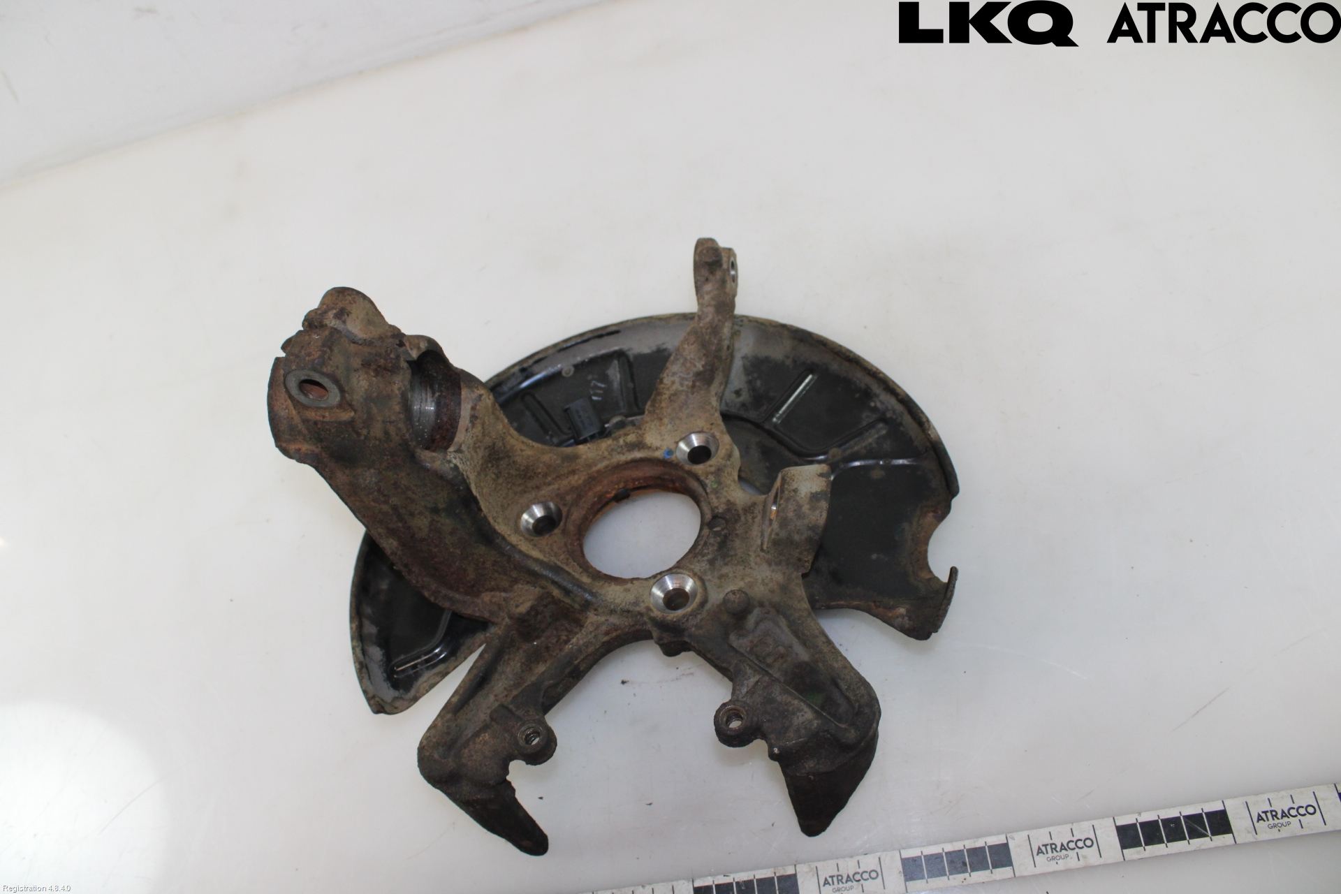Volkswagen VW GOLF V 04-09 Styrspindel Lagerhus Hö