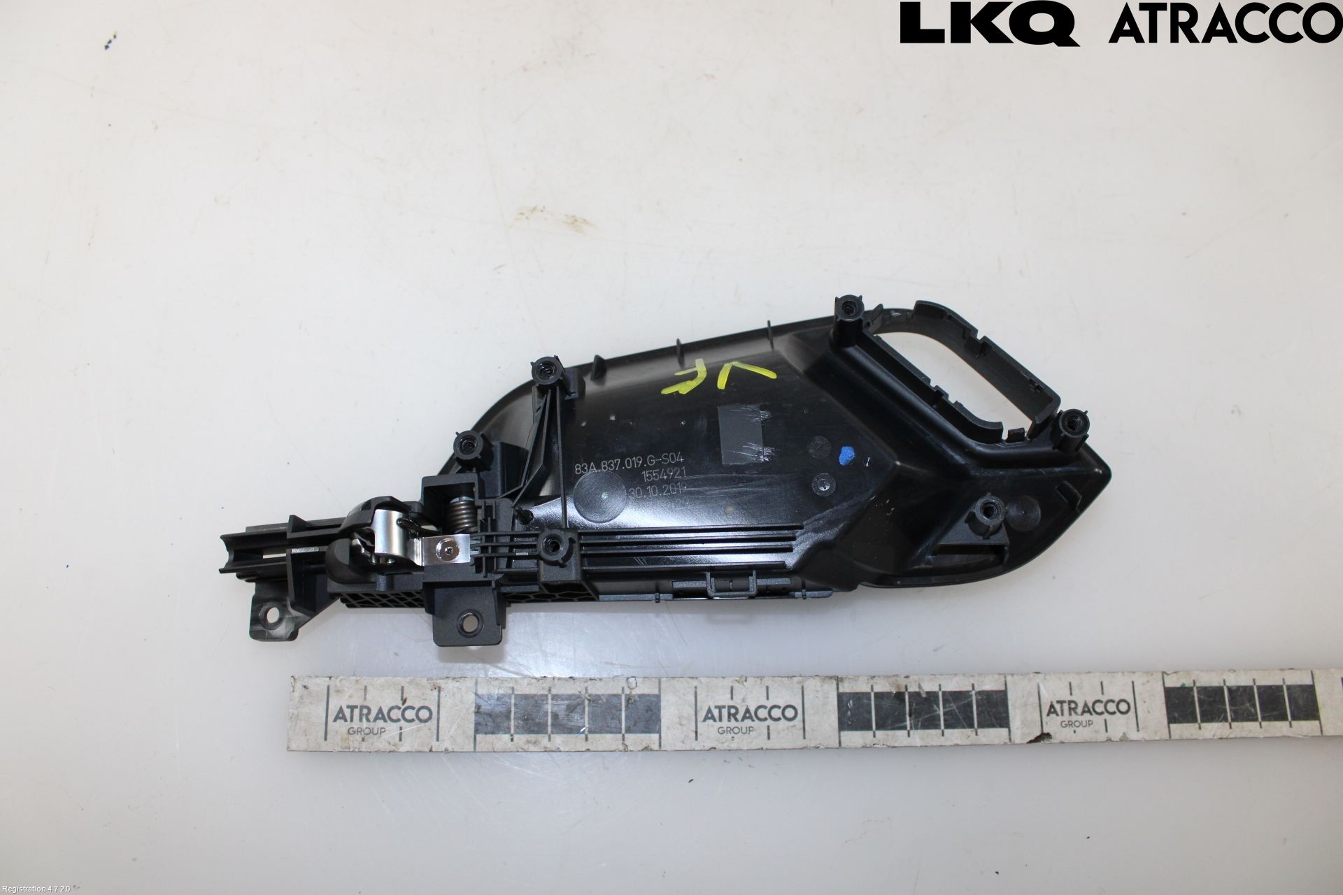 Audi Q3 F3 19- Dörrhandtag Inre Vä