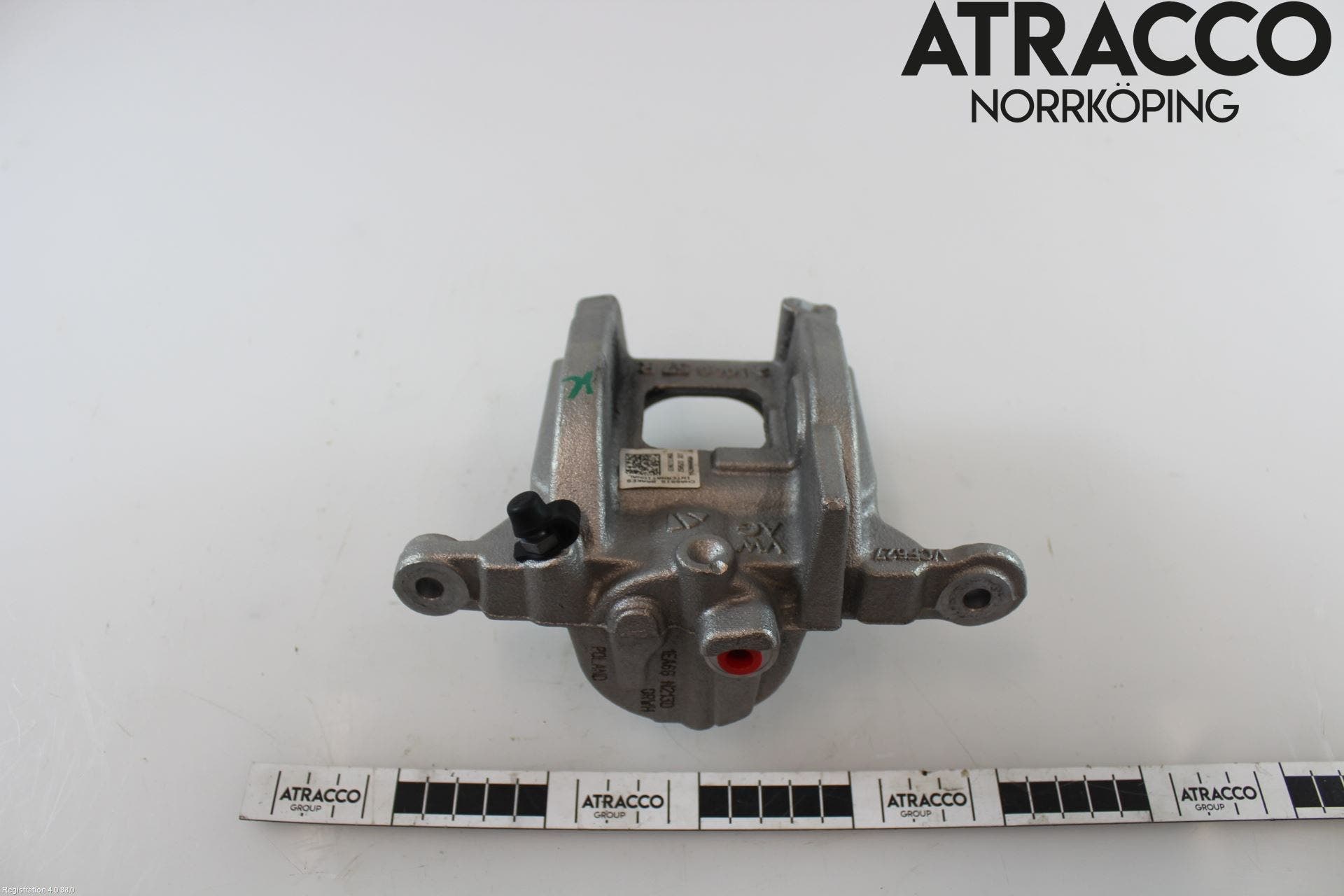 CUPRA BORN 22- Bromsok Fram Höger