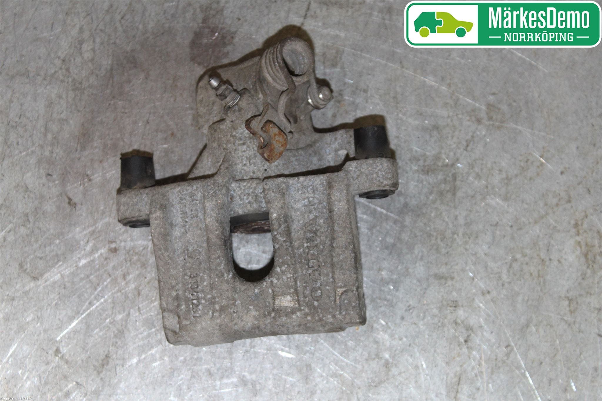 Volvo V40 12-19 Bromsok Bak Höger