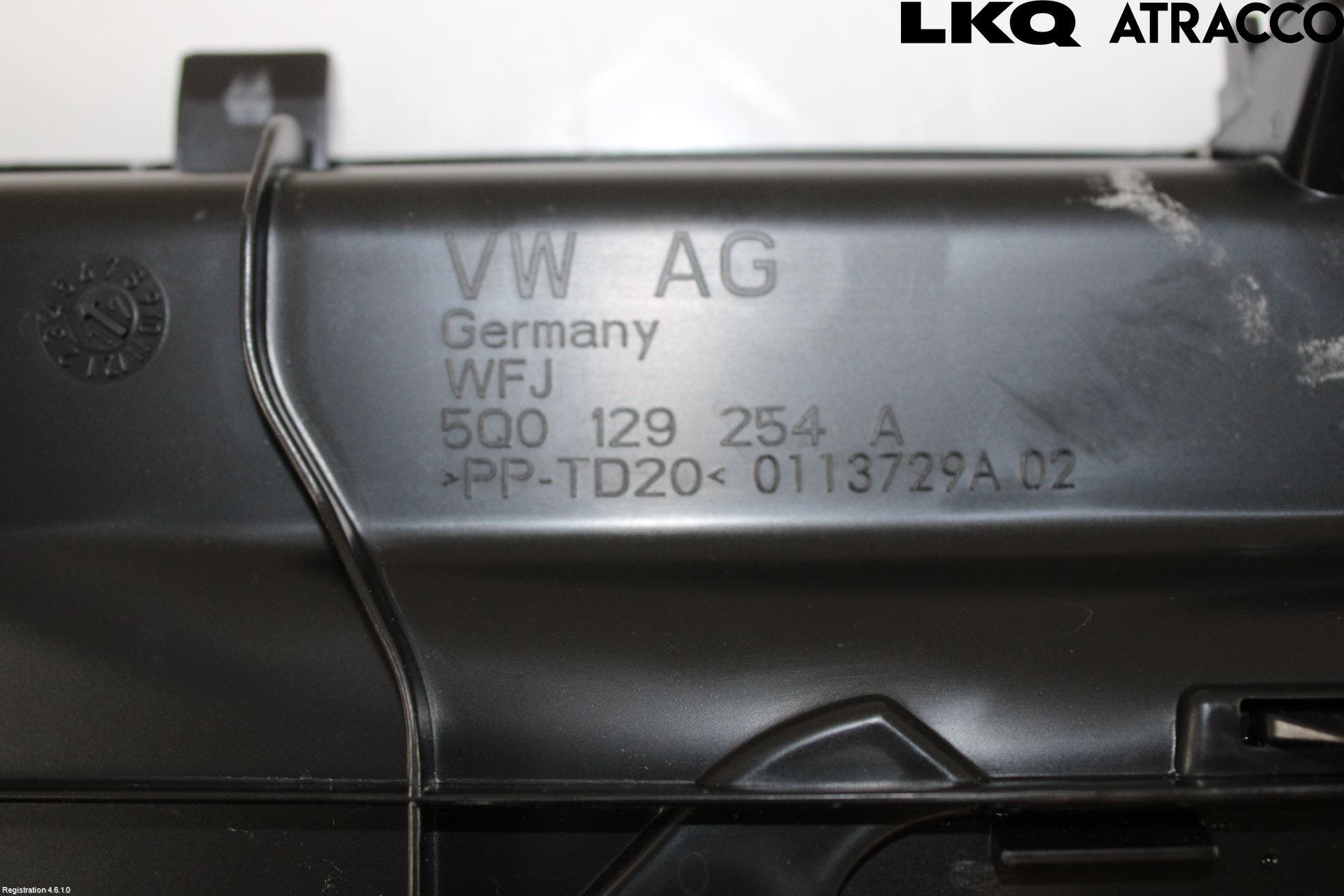 Volkswagen VW GOLF / E-GOLF VII 13-20 Deflektor Plåt-Plast Kylning