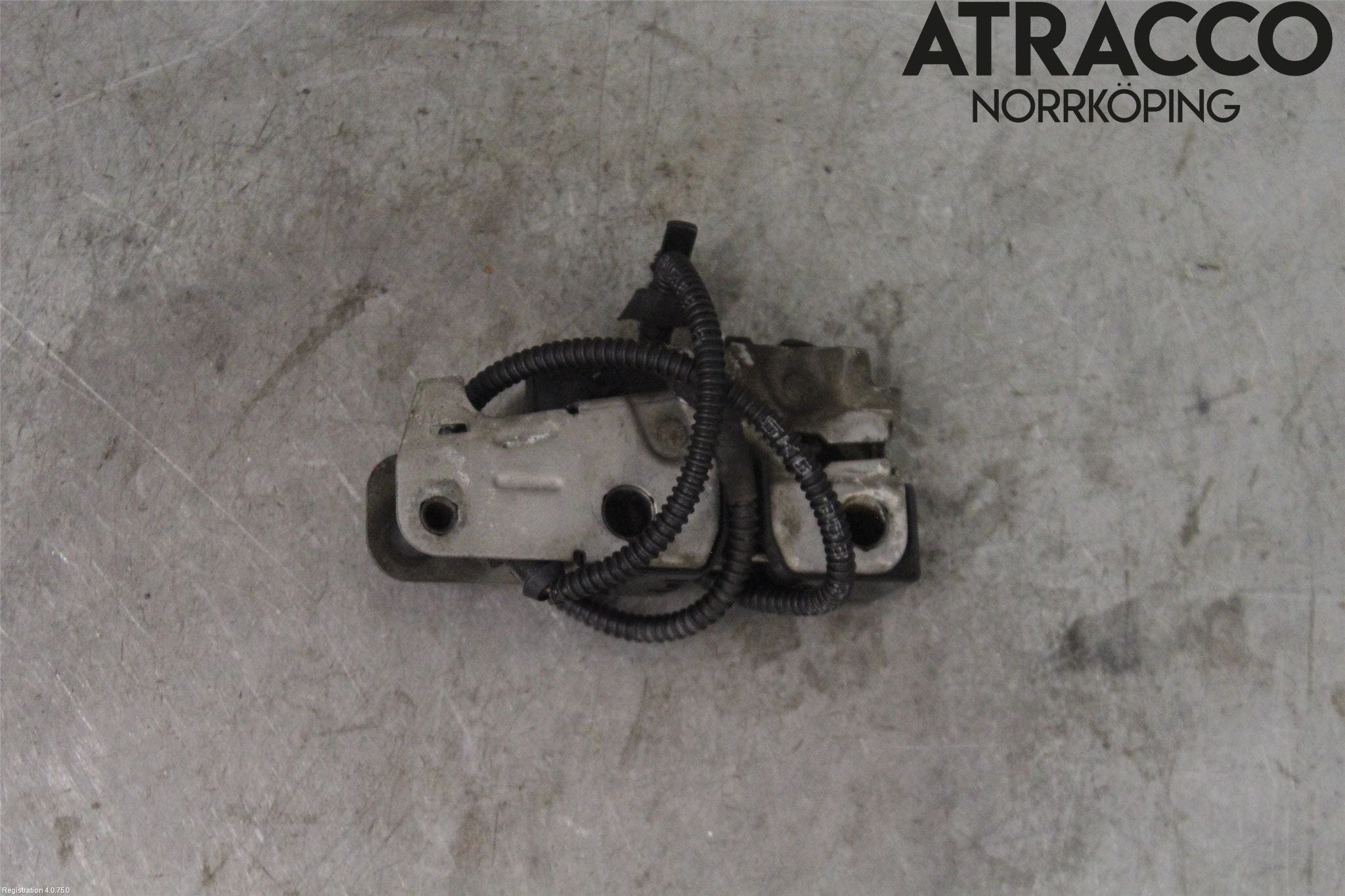 Volkswagen VW GOLF VI 09-13 Huvlås