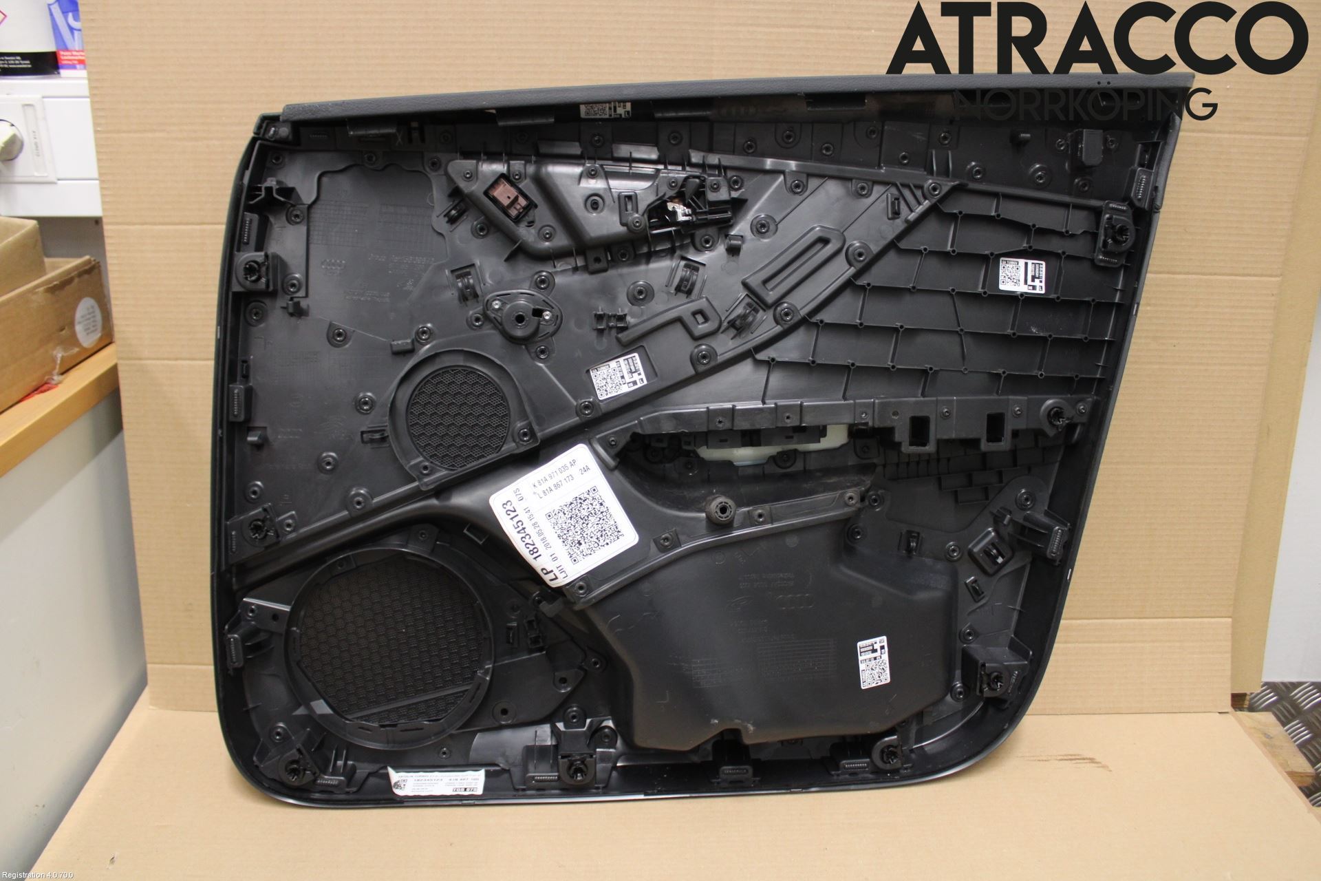 Audi Q2/SQ2 17- Dörrklädsel Vä