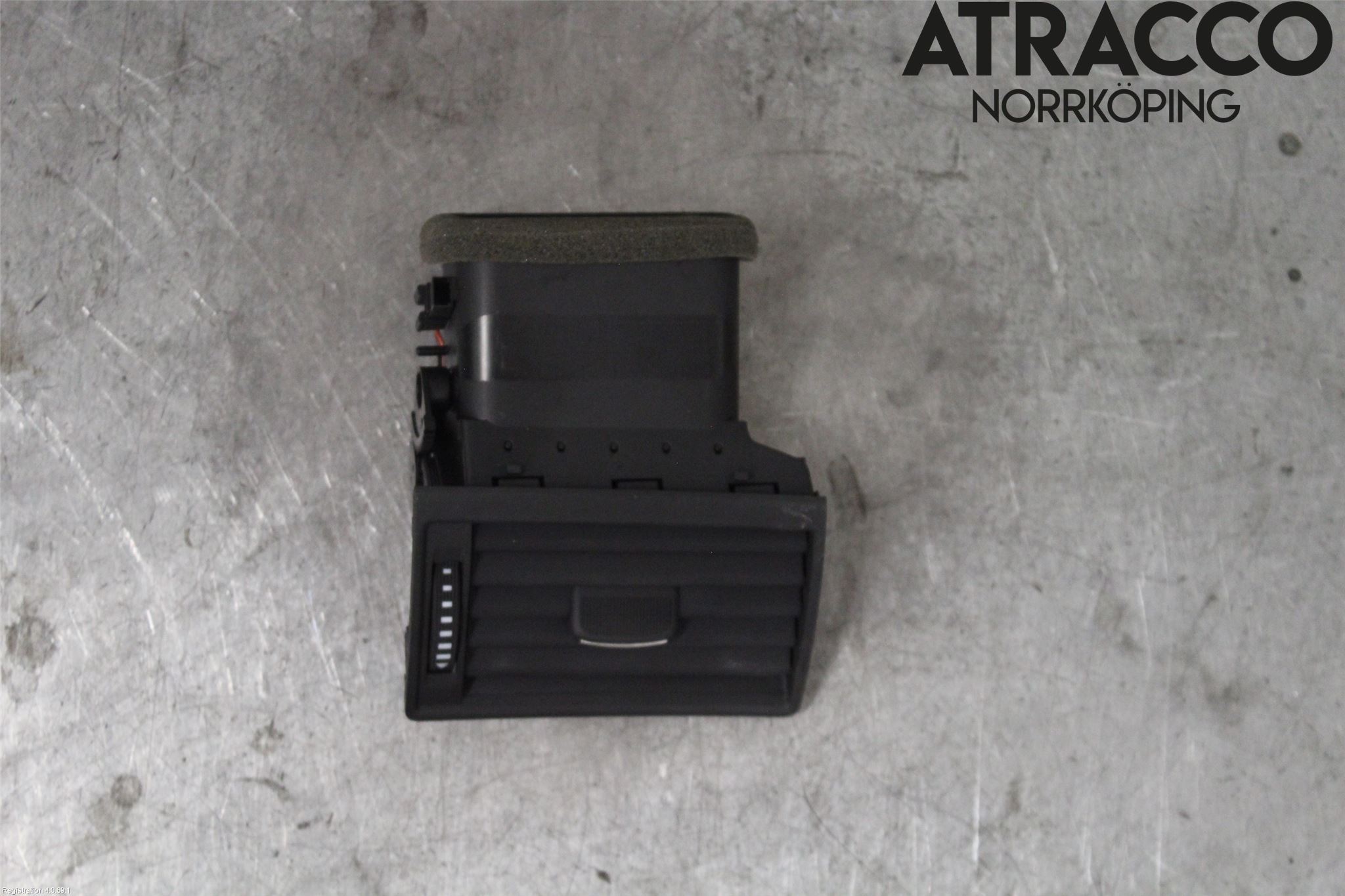 Audi A8/S8 4E  02-09 Defrosterkanal-Munstycke