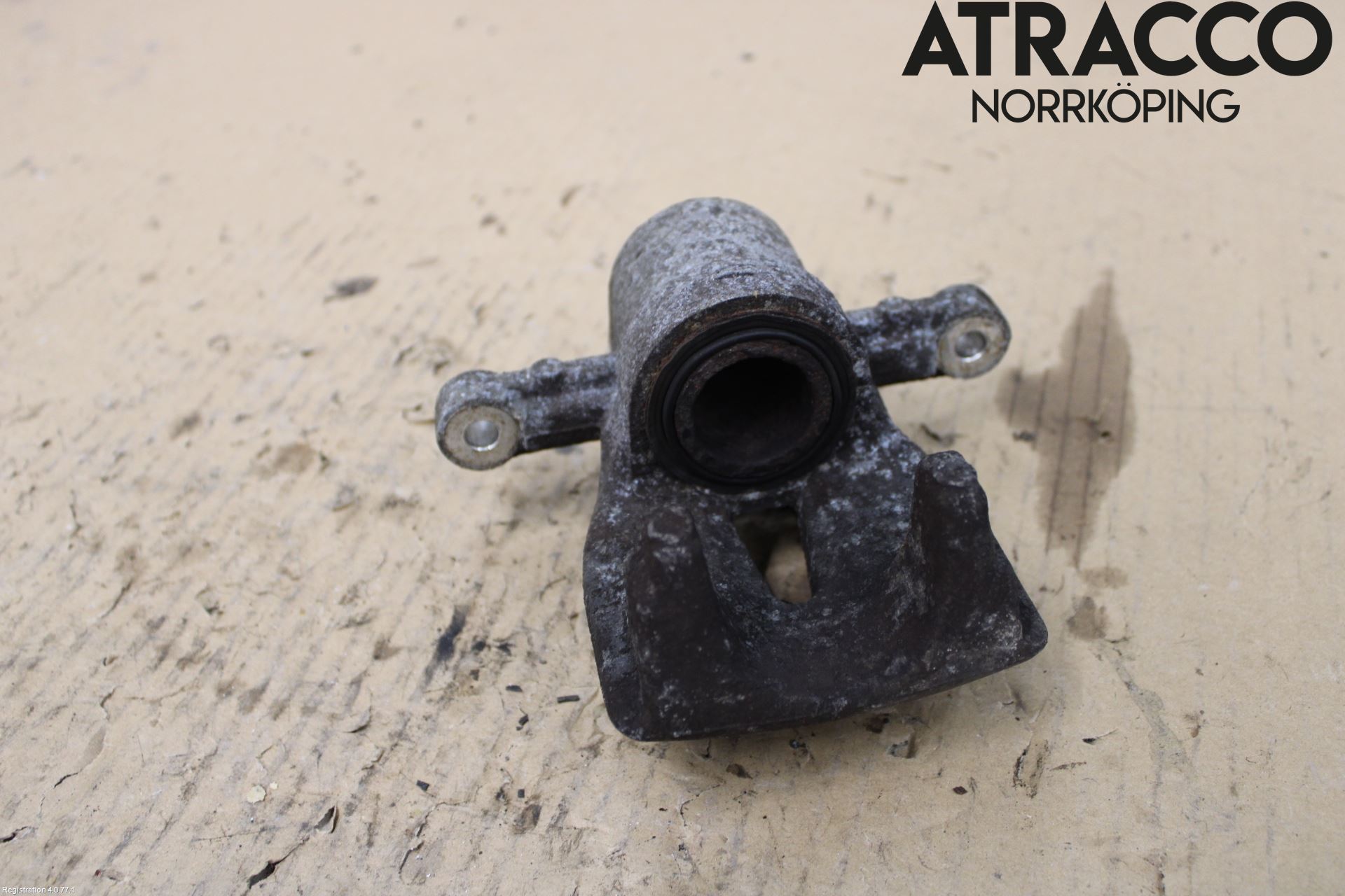 Toyota AVENSIS 03-06 Bromsok Bak Höger