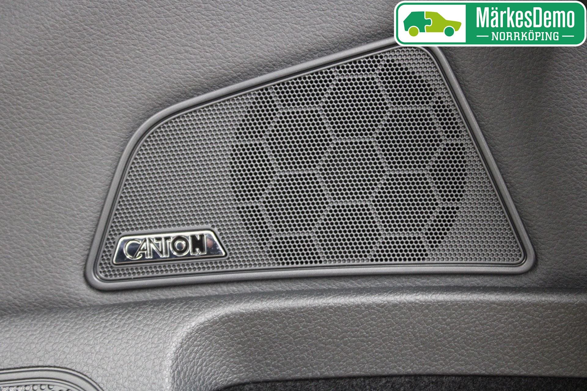 Skoda SUPERB 16-24 Dörrklädsel Hö