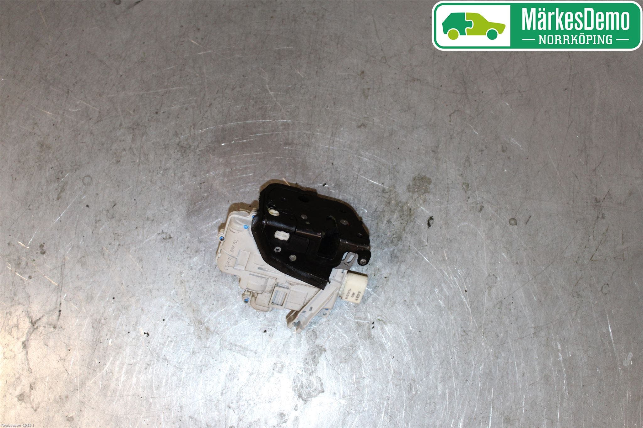 Audi A6/S6 05-11 Låskista-Dörrlås