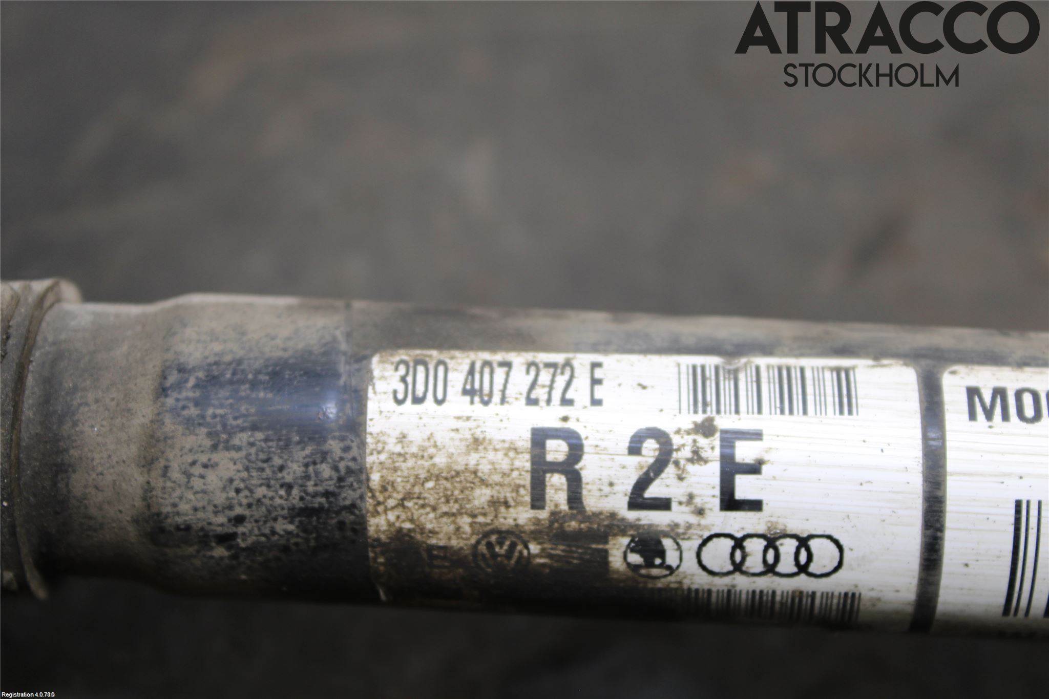 Volkswagen VW PHAETON Drivaxel Fram Höger