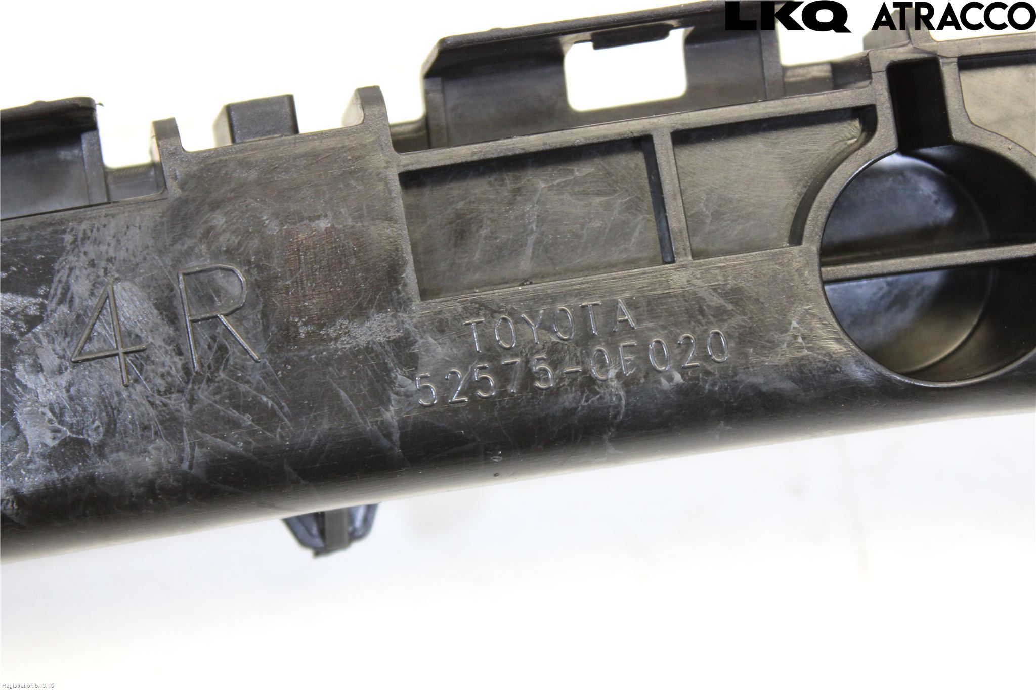 Toyota VERSO 09-18 Stötfångarfäste Bak Hö