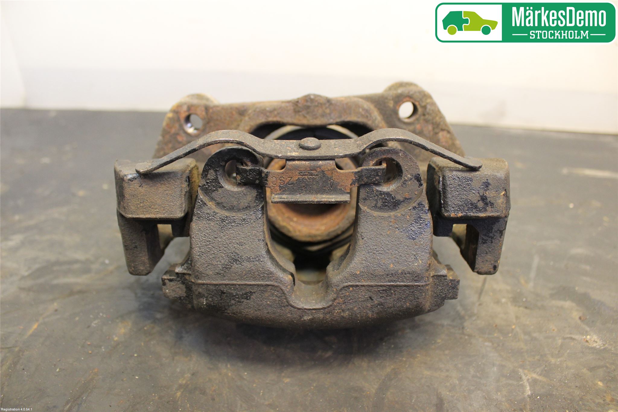 BMW 5 E39 95-04 Bromsok Fram Höger