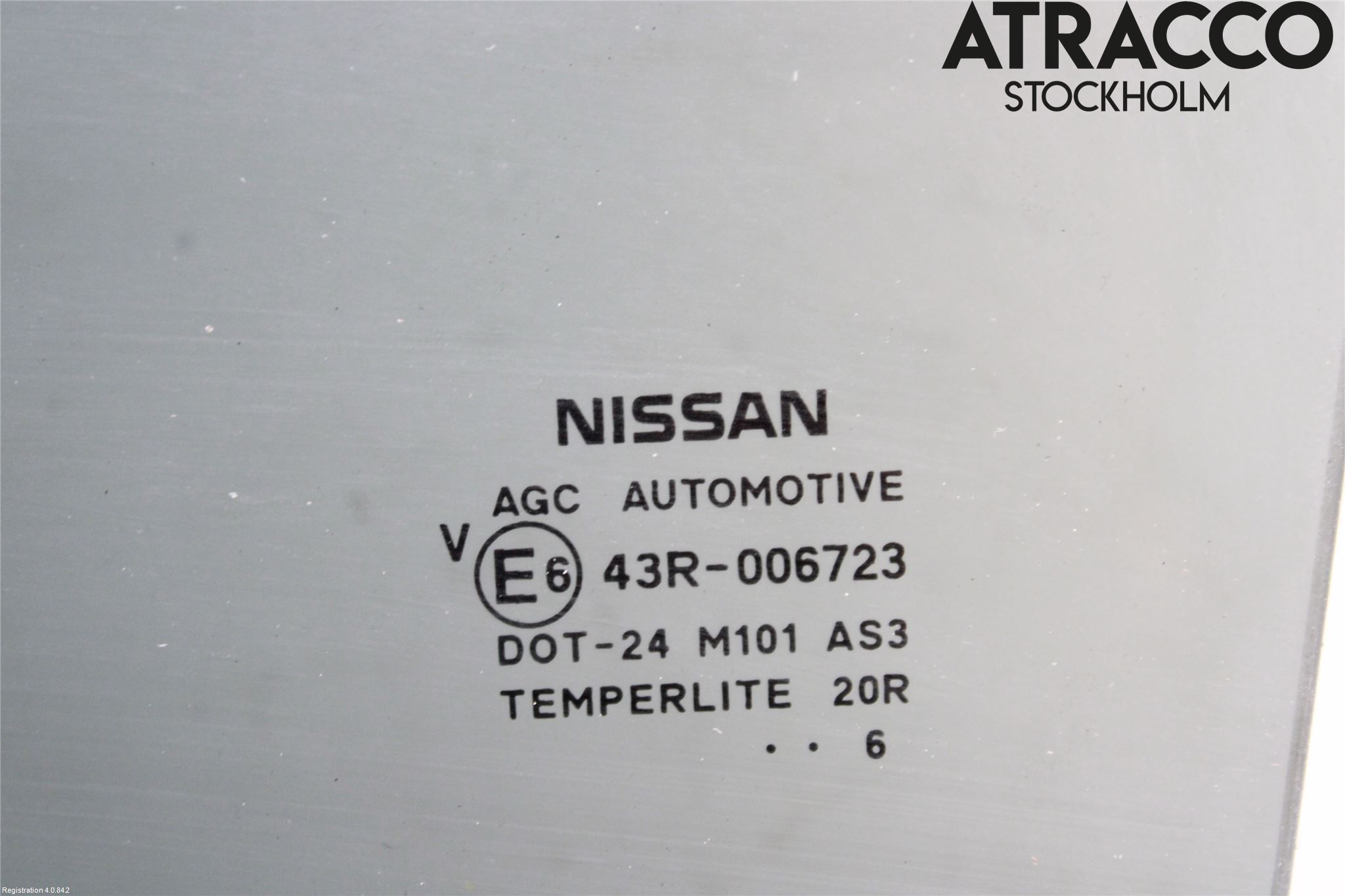 Nissan JUKE 14-19 Dörruta Bak Vänster