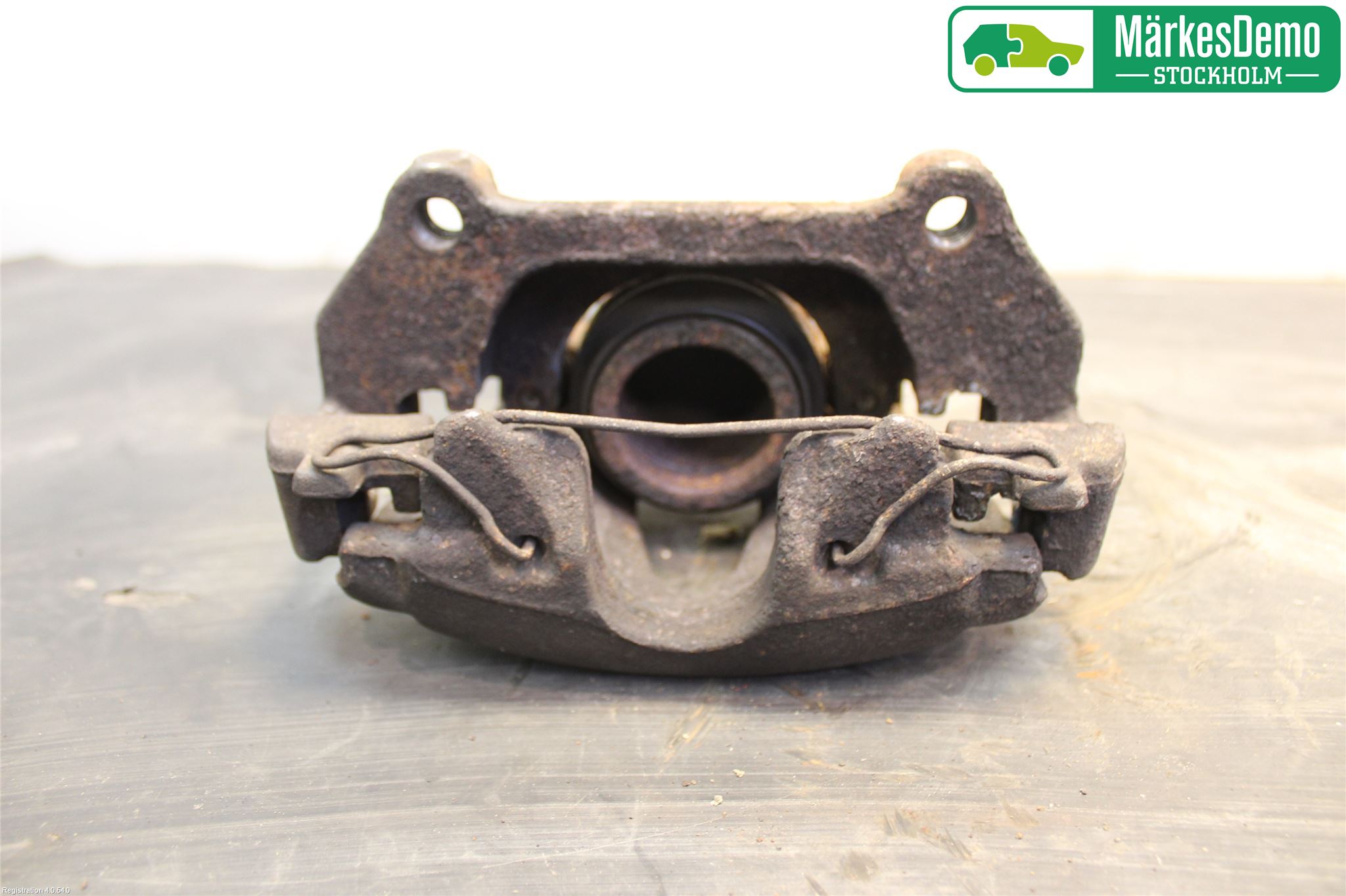 Saab 9-5     06-10 Bromsok Fram Vänster