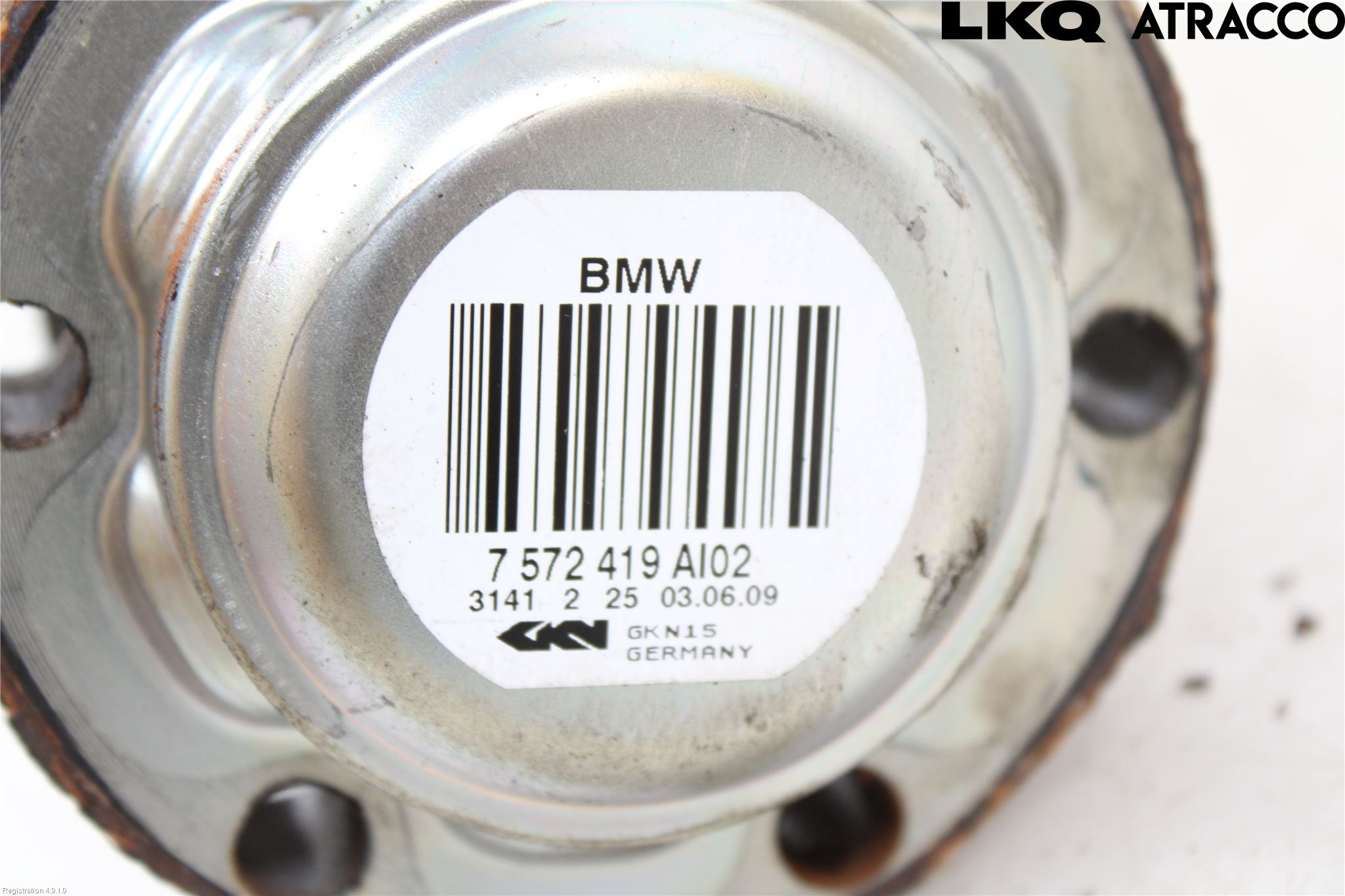BMW 5 E60/61 Sed/Tou 02-10 Drivaxel Bak Höger