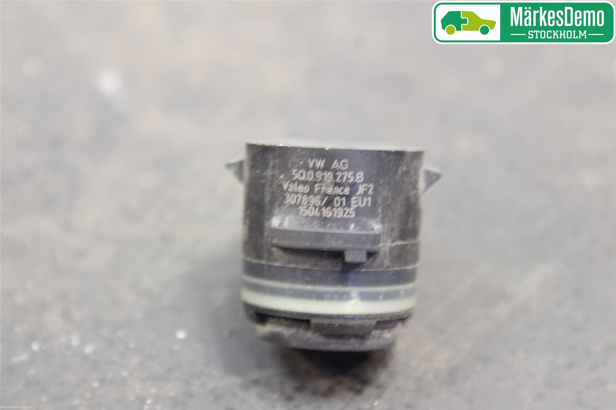 Volkswagen VW PASSAT 15-19 Parkeringshjälp Frontsensor