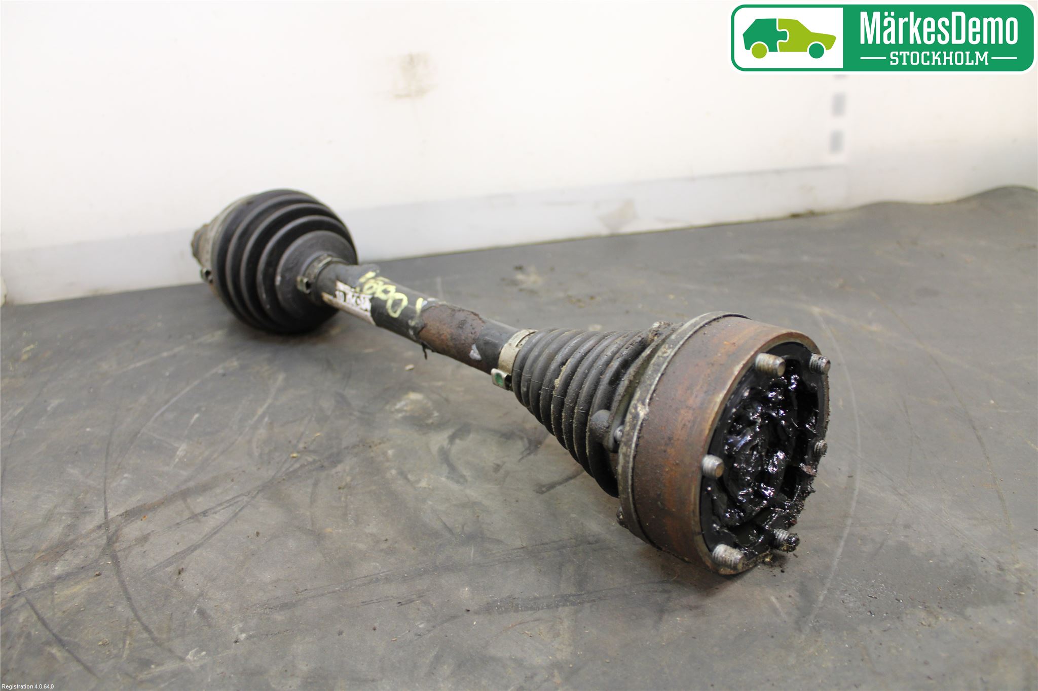 Skoda FABIA 07-14 Drivaxel Fram Vänster