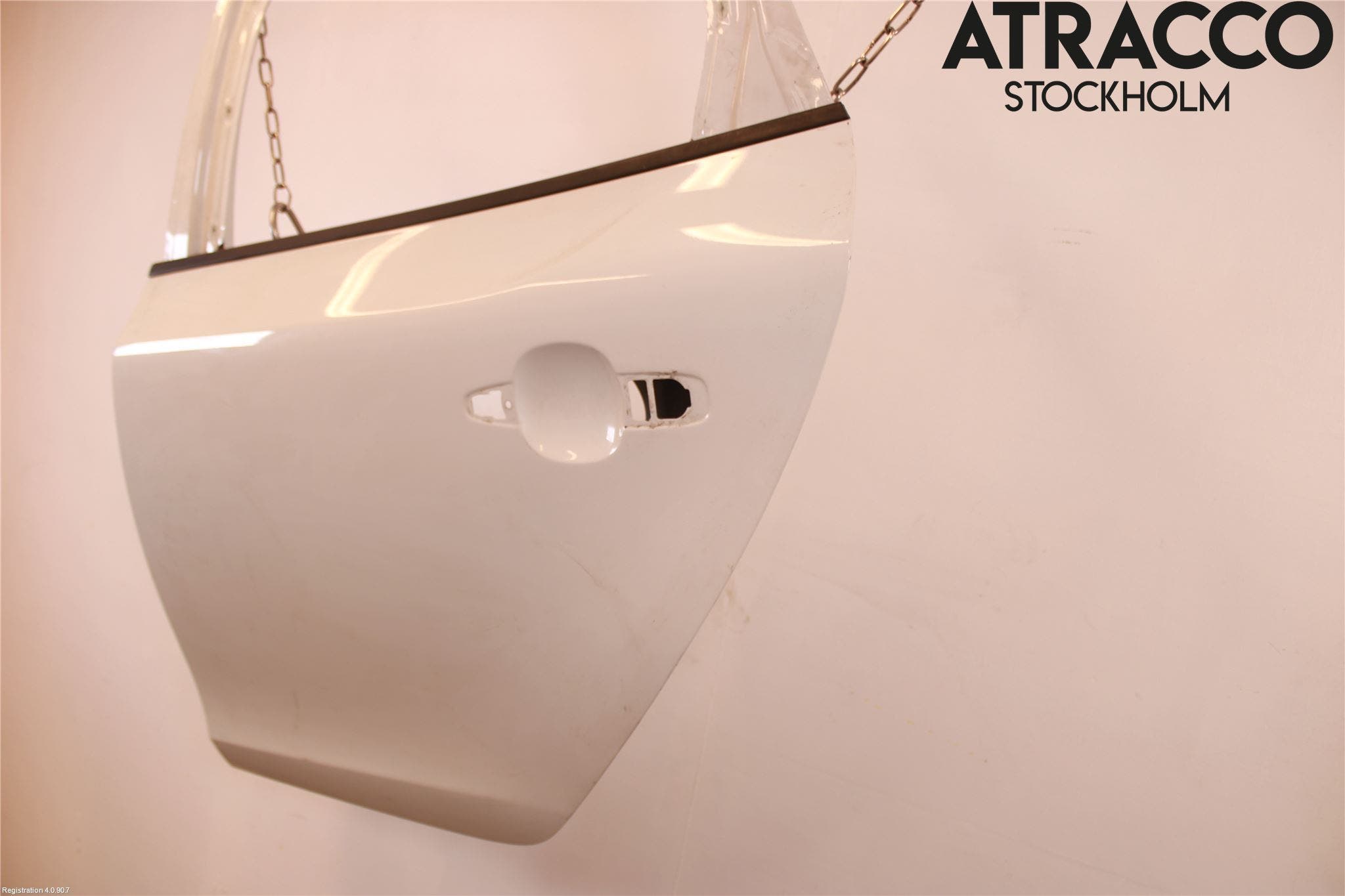 Volvo V40 12-19 Dörr Bak Vänster