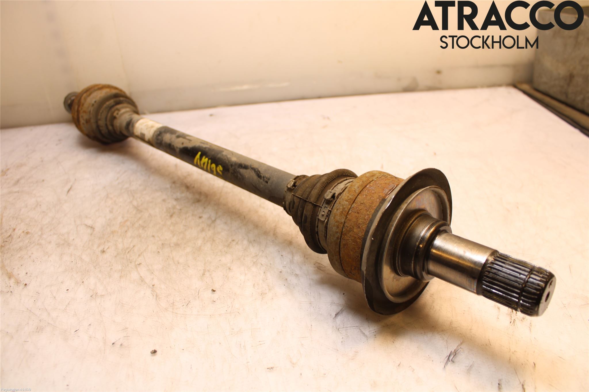 BMW X5 F15 13-18 Drivaxel Bak Vänster