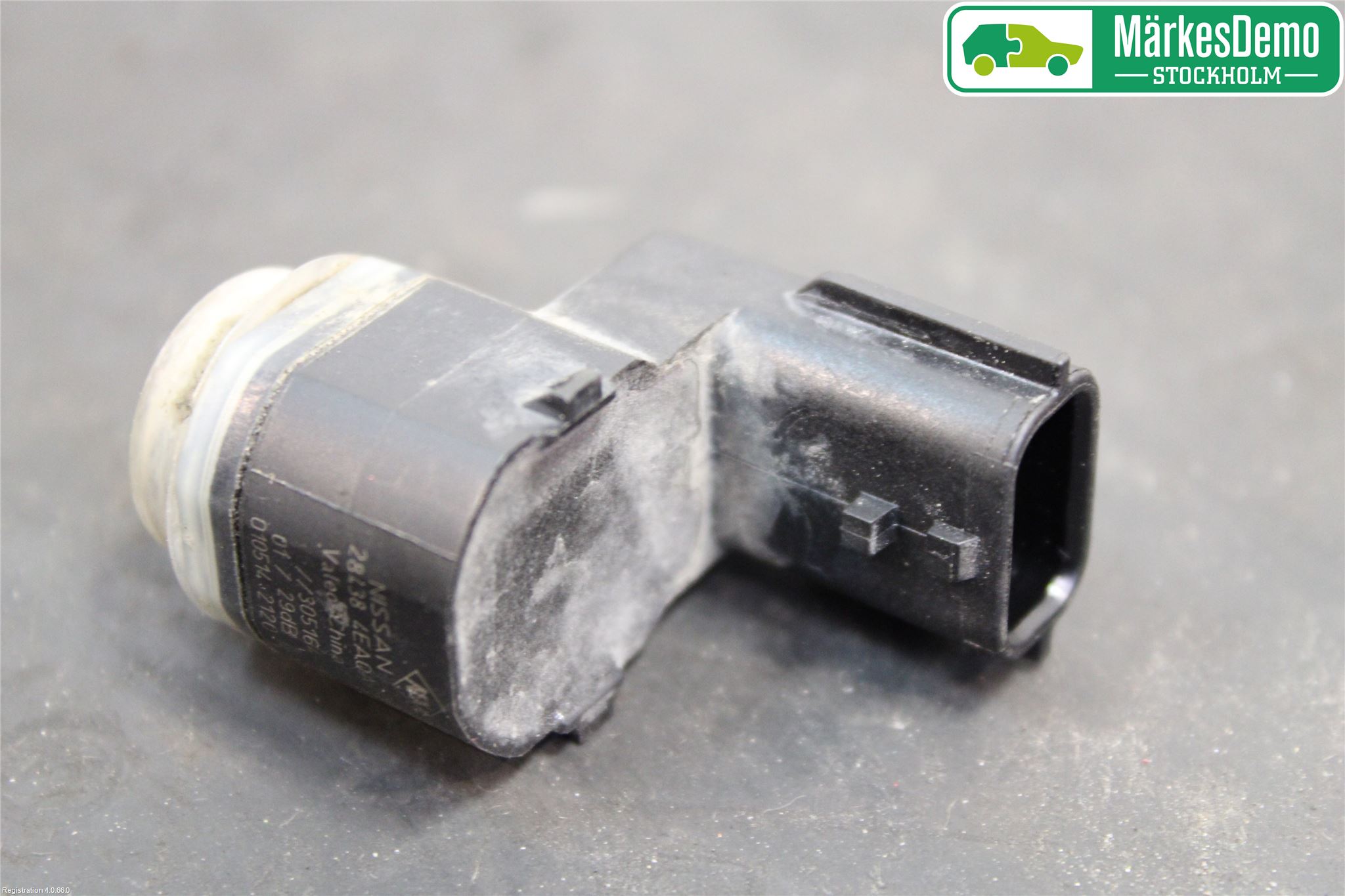 Nissan QASHQAI 14-17 Parkeringshjälp Frontsensor