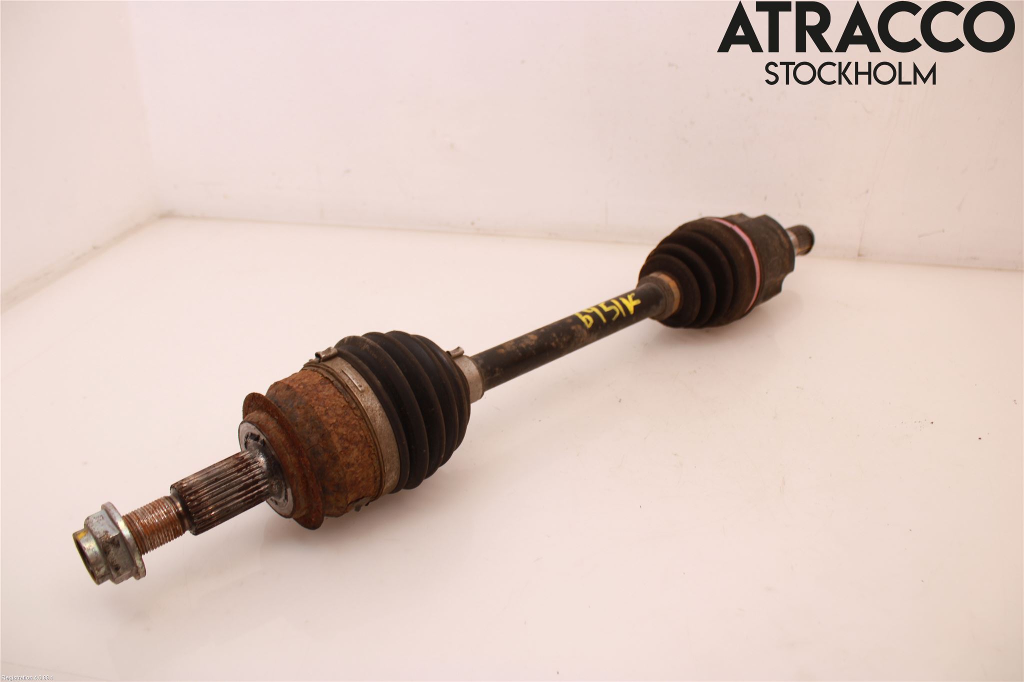 Mazda 3 III 14-19 Drivaxel Fram Vänster