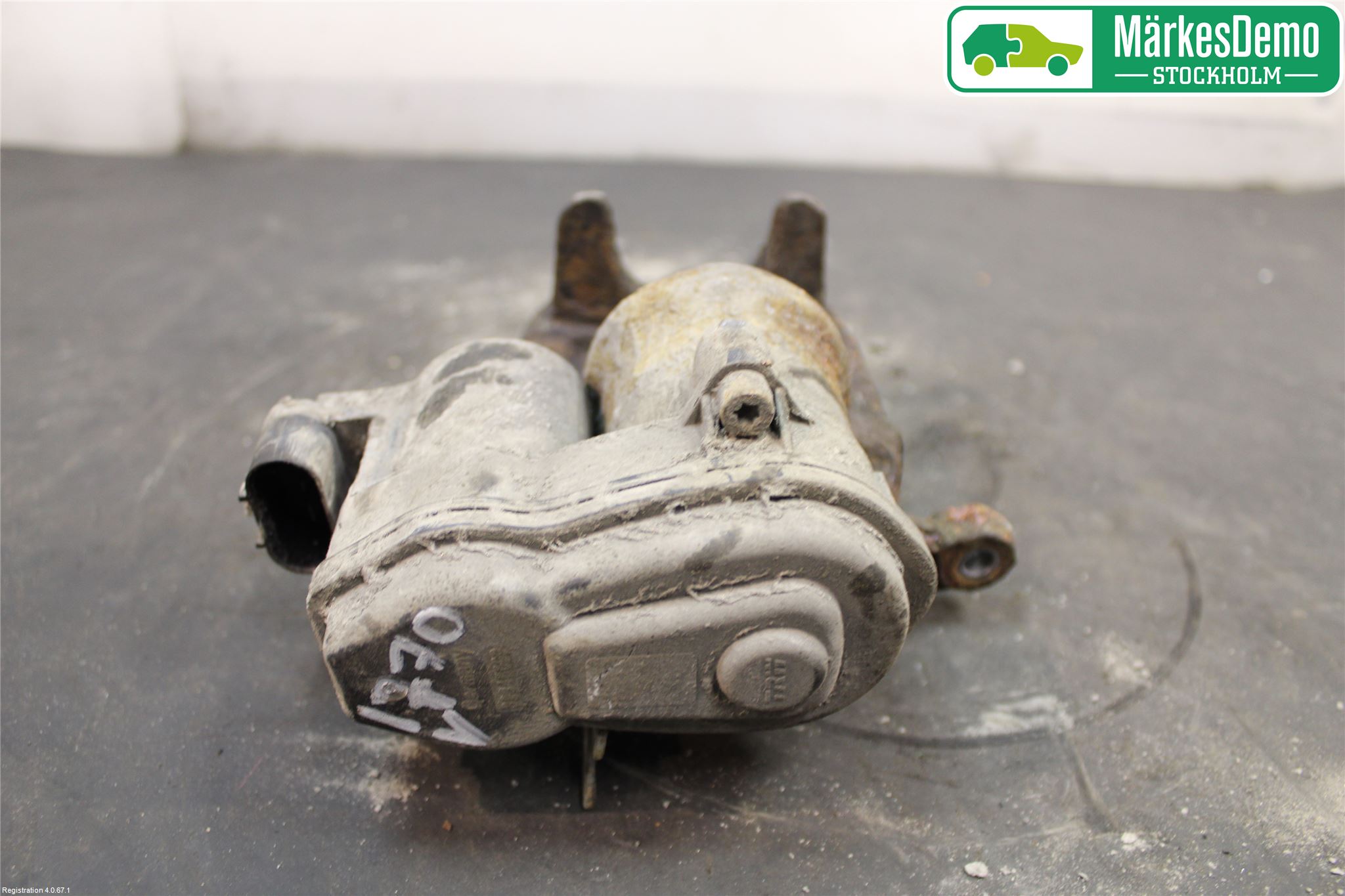 BMW 5 F10/F11/F18 09-17 Bromsok Bak Vänster