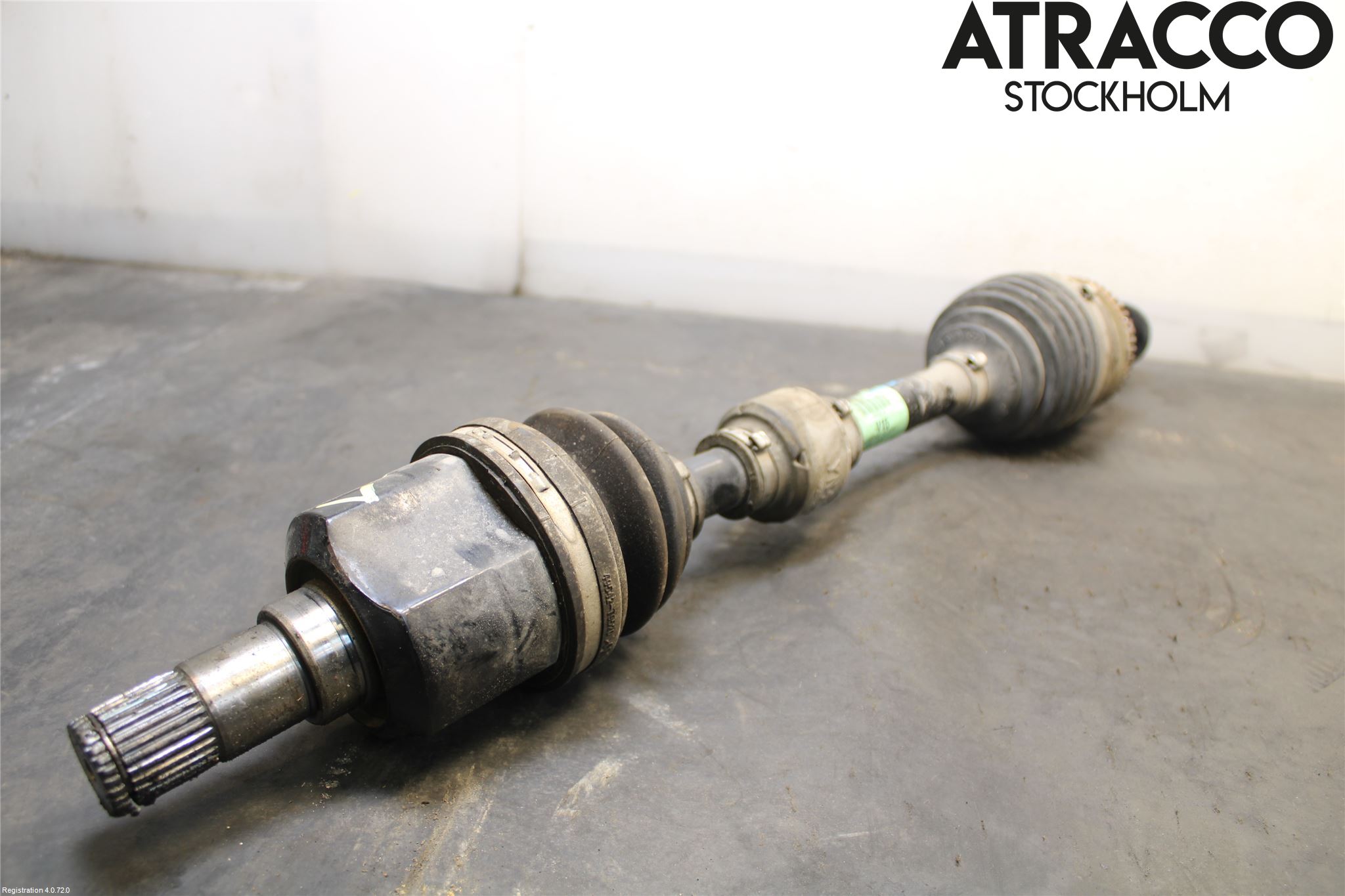 Hyundai i40 16-18 Drivaxel Fram Vänster