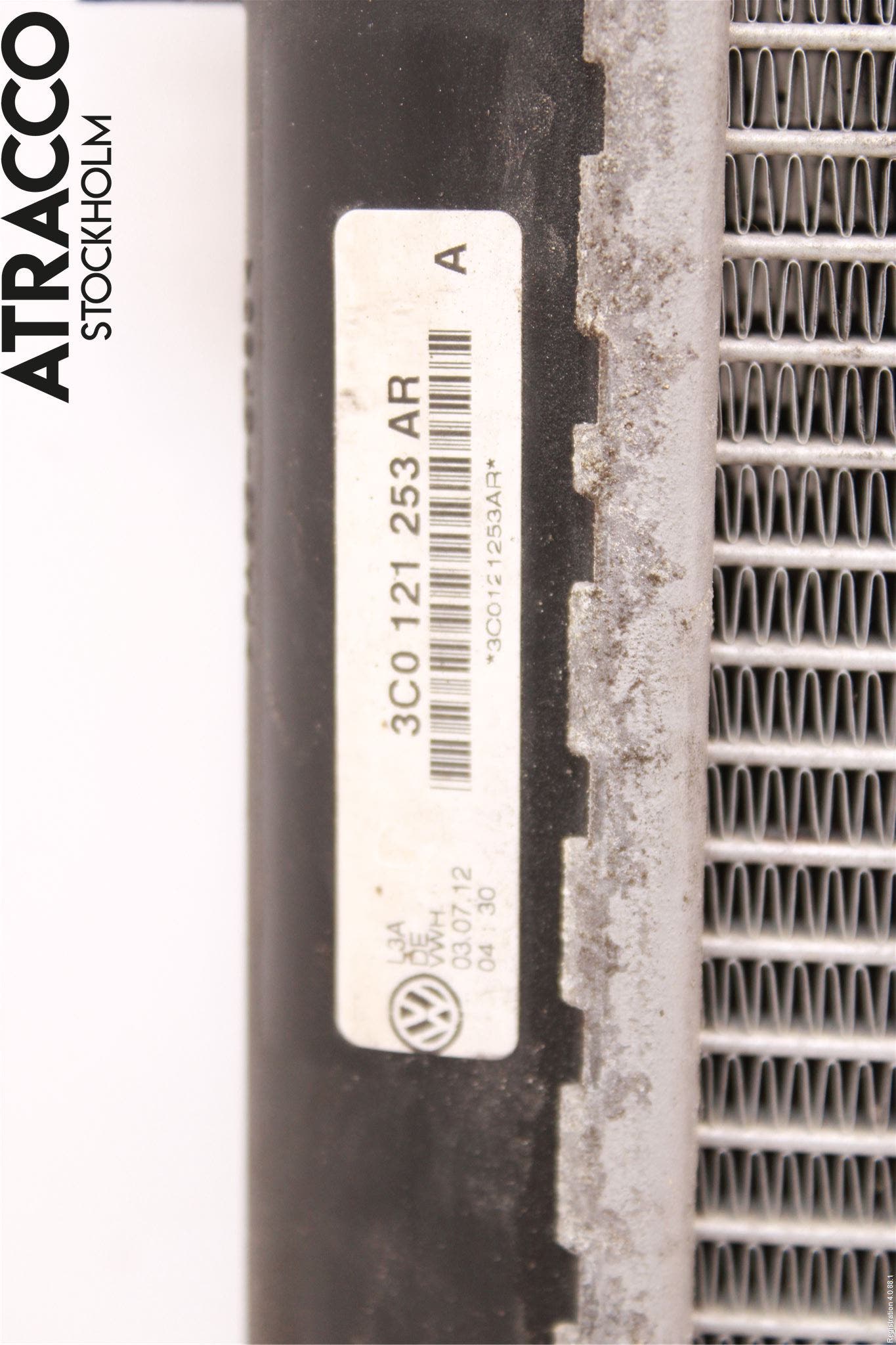 Volkswagen VW PASSAT 11-14 Kylare Man