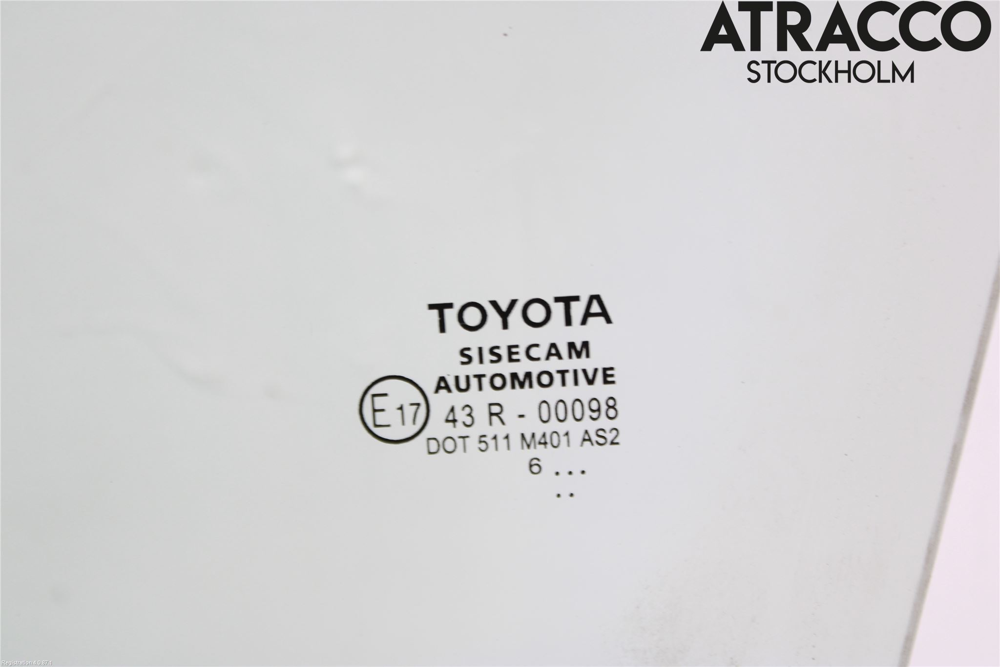 Toyota C-HR 16-23 Dörruta Fram Vänster