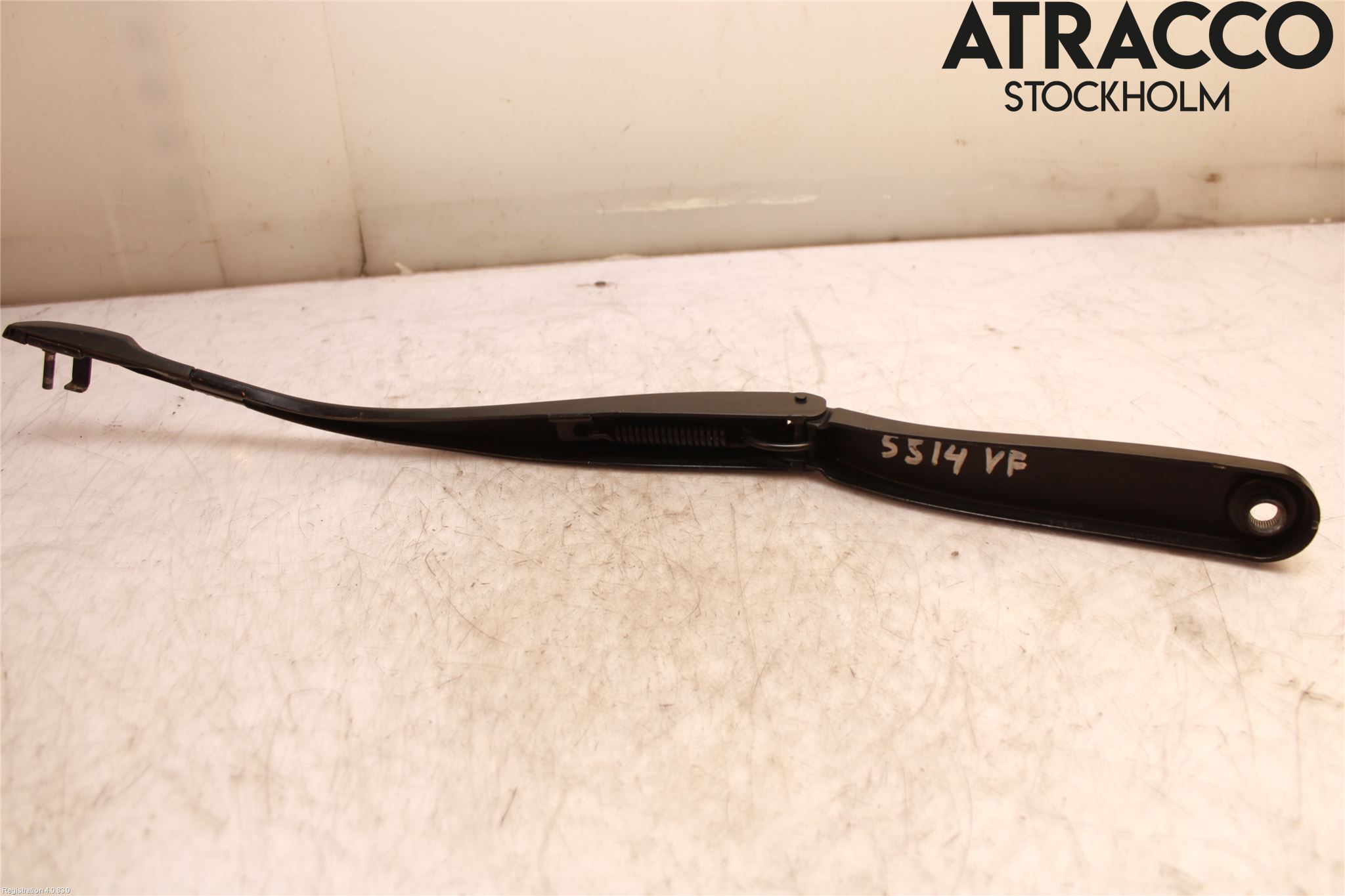 BMW 5 F10/F11/F18 09-17 Torkararm Armar Vindruta