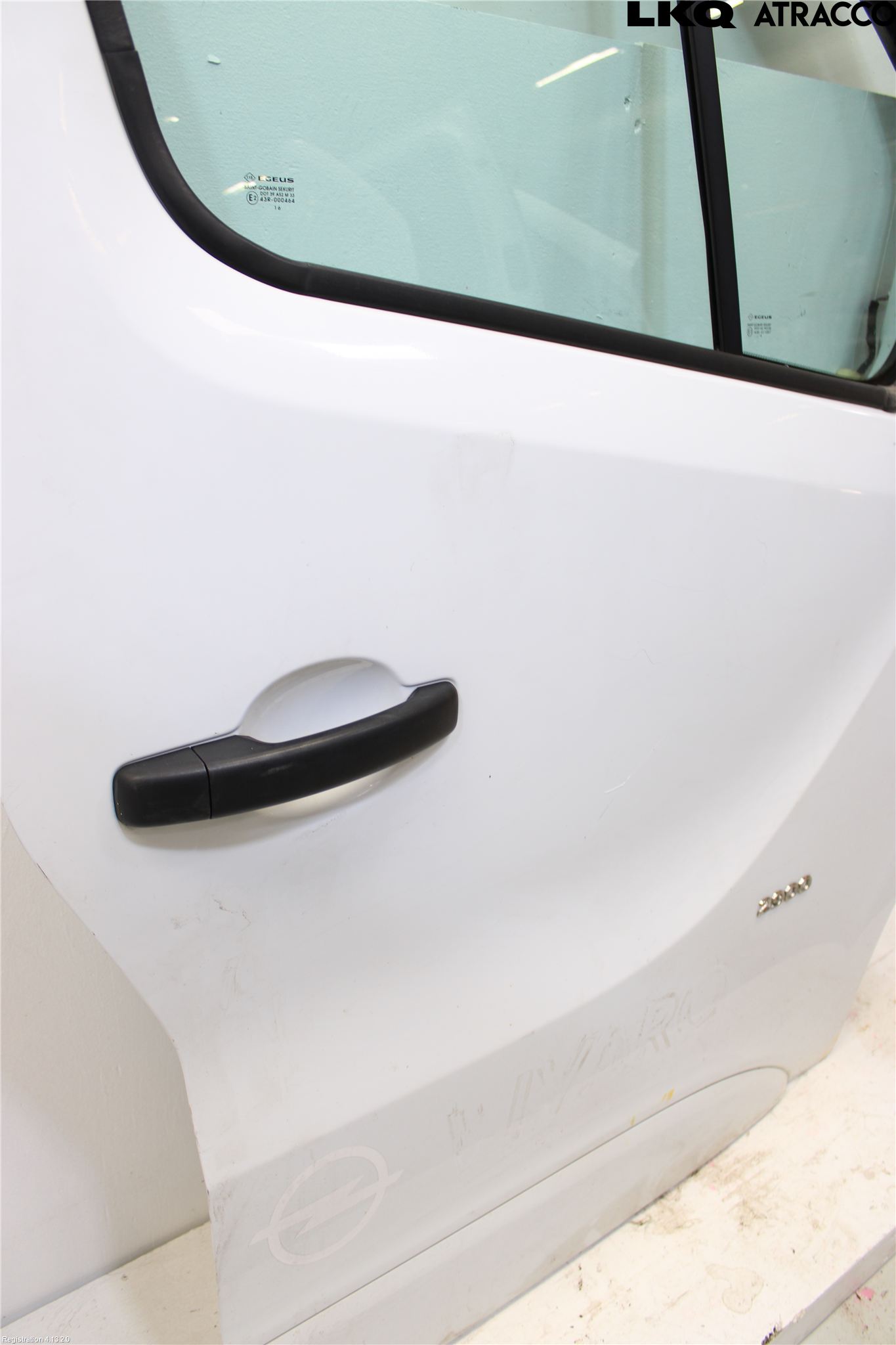 Opel VIVARO 15-19 Dörr Fram Höger