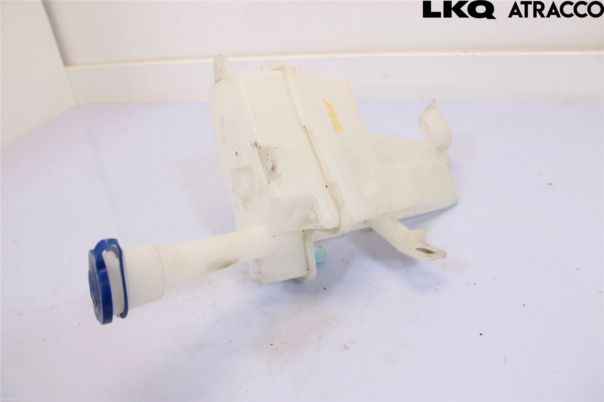Toyota YARIS XP21 20- Spolartank Vindruta