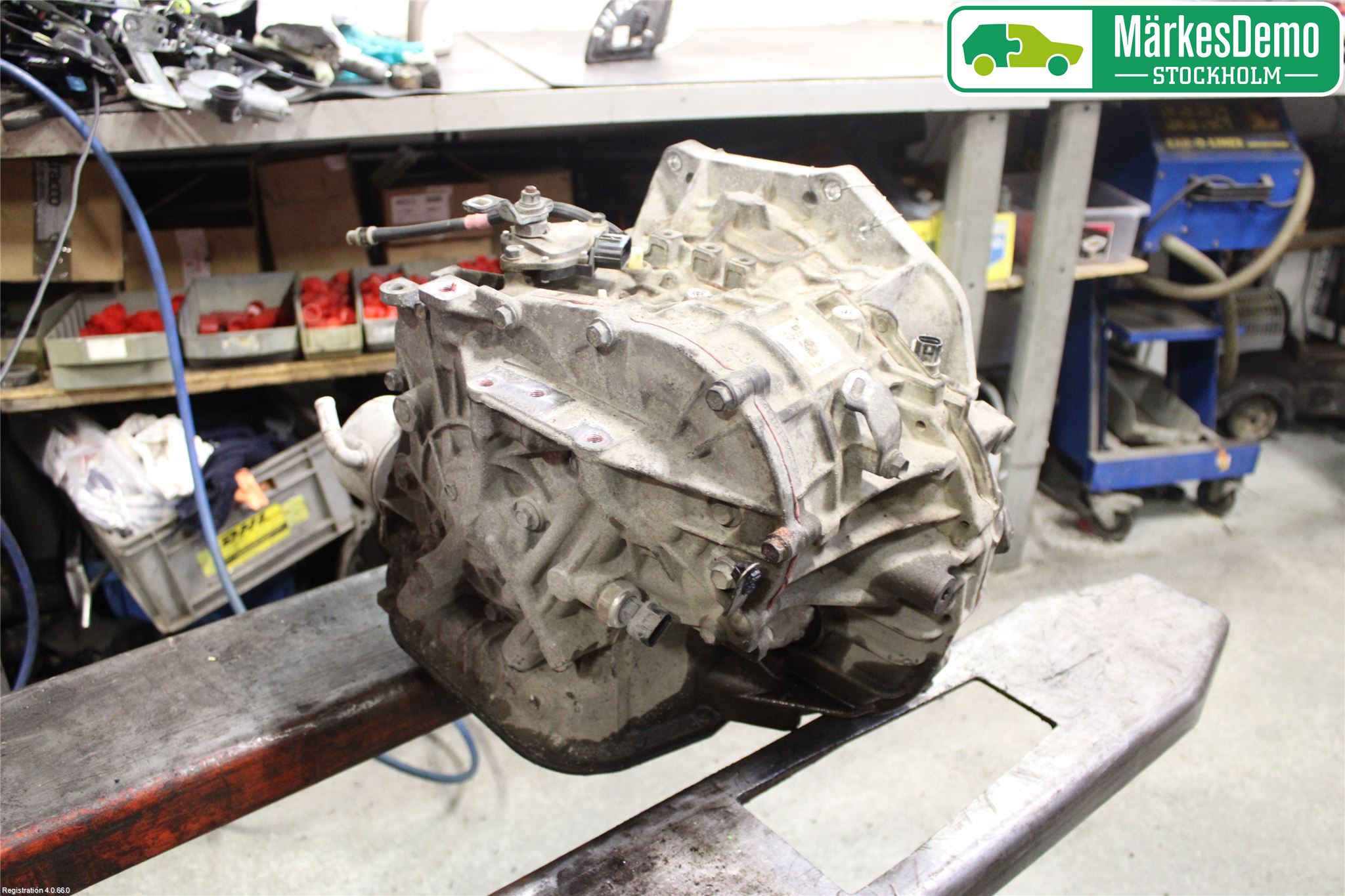 Toyota VERSO-S 11-16 Växellåda Automat