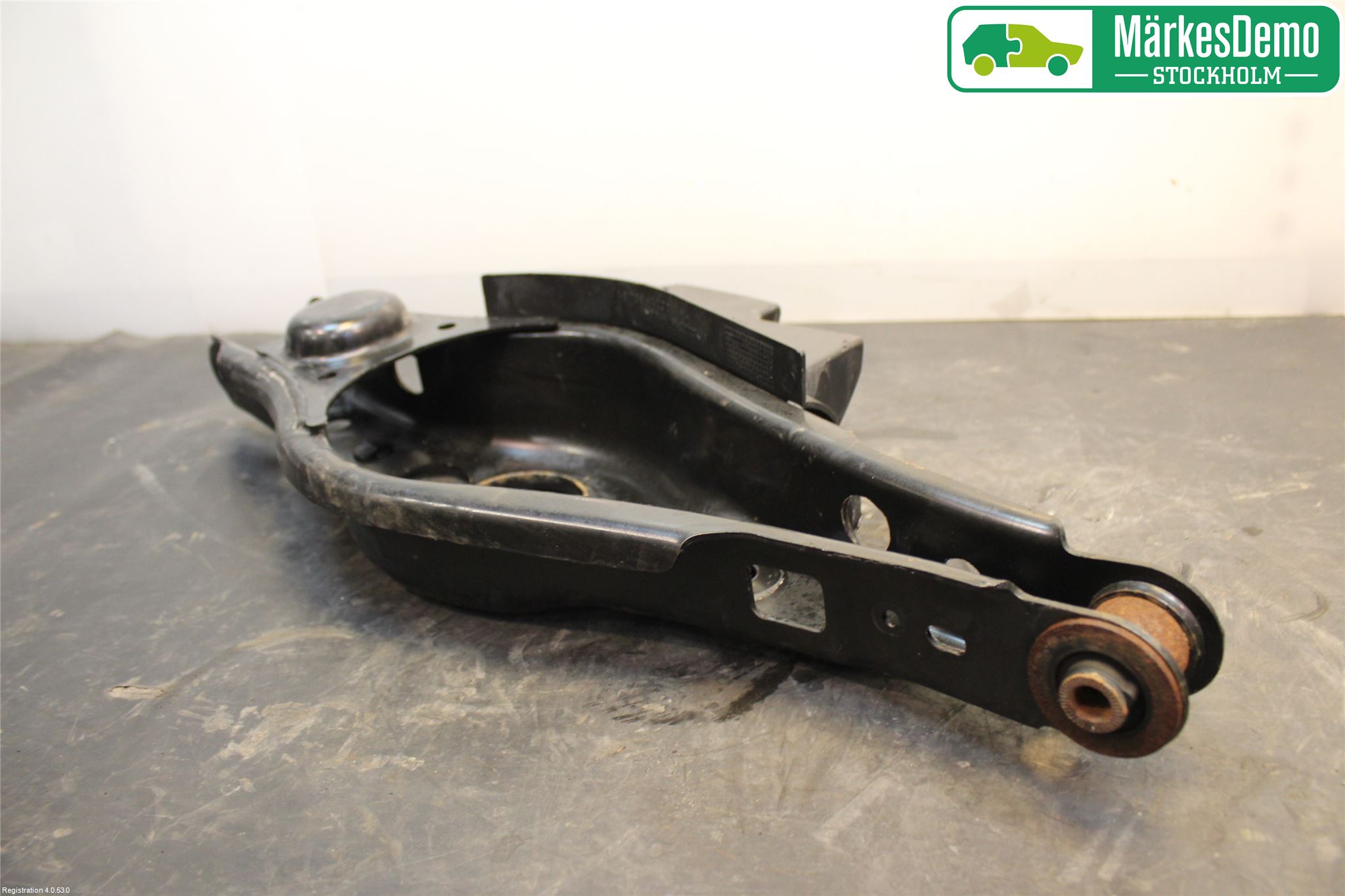 Toyota RAV4 13-18 Bärarm Bak Vänster