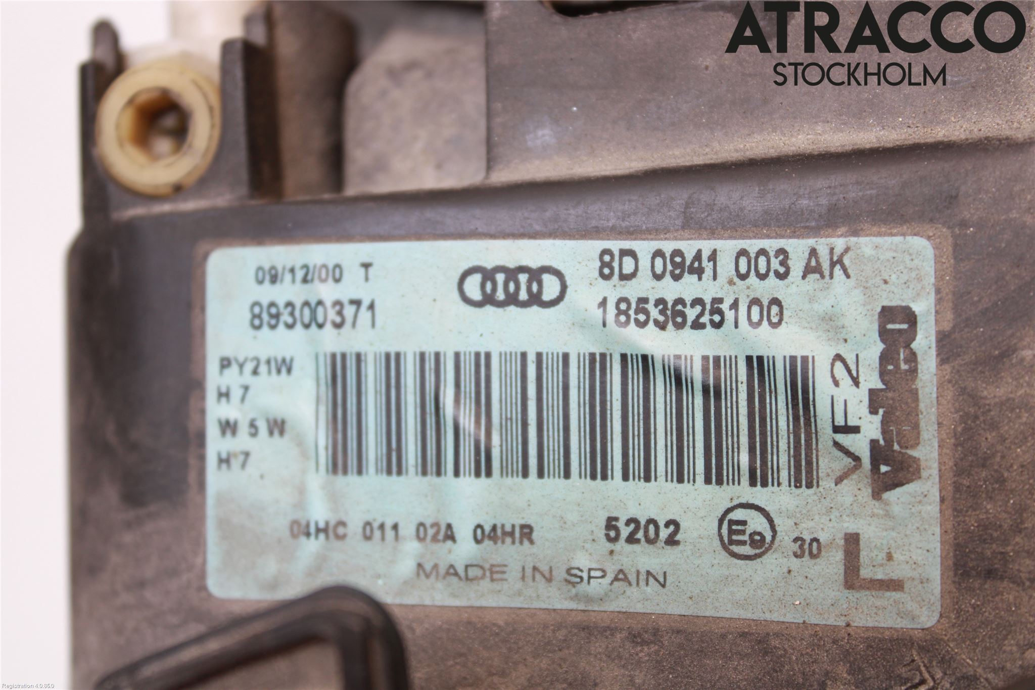 Audi A4/S4 99B-00 Strålkastare Vänster