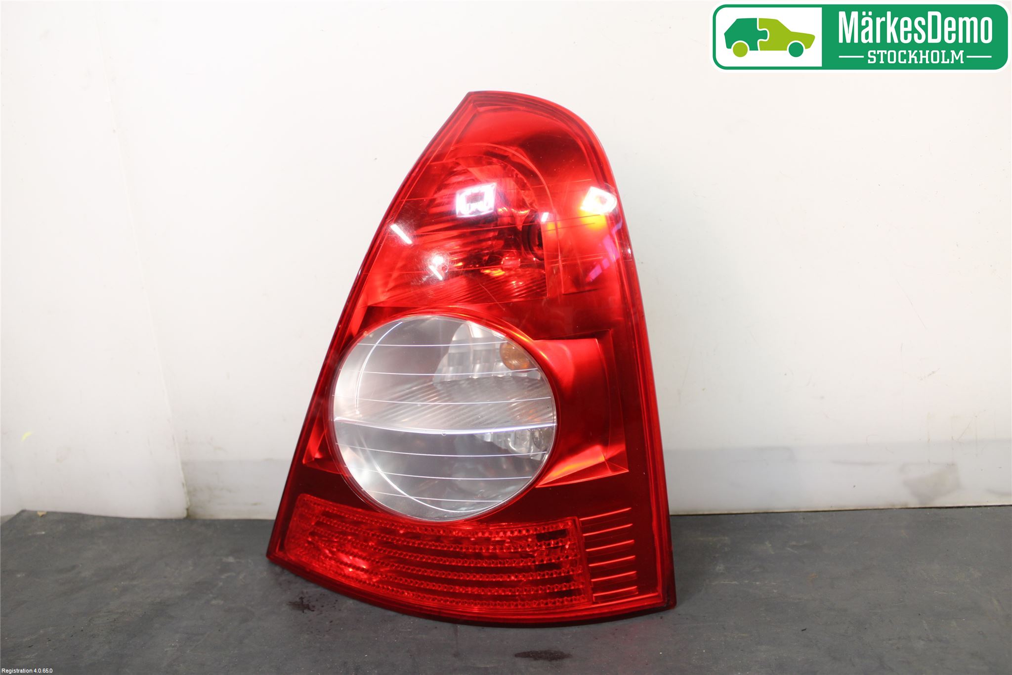 Renault CLIO II 01-08 Bakljus Höger