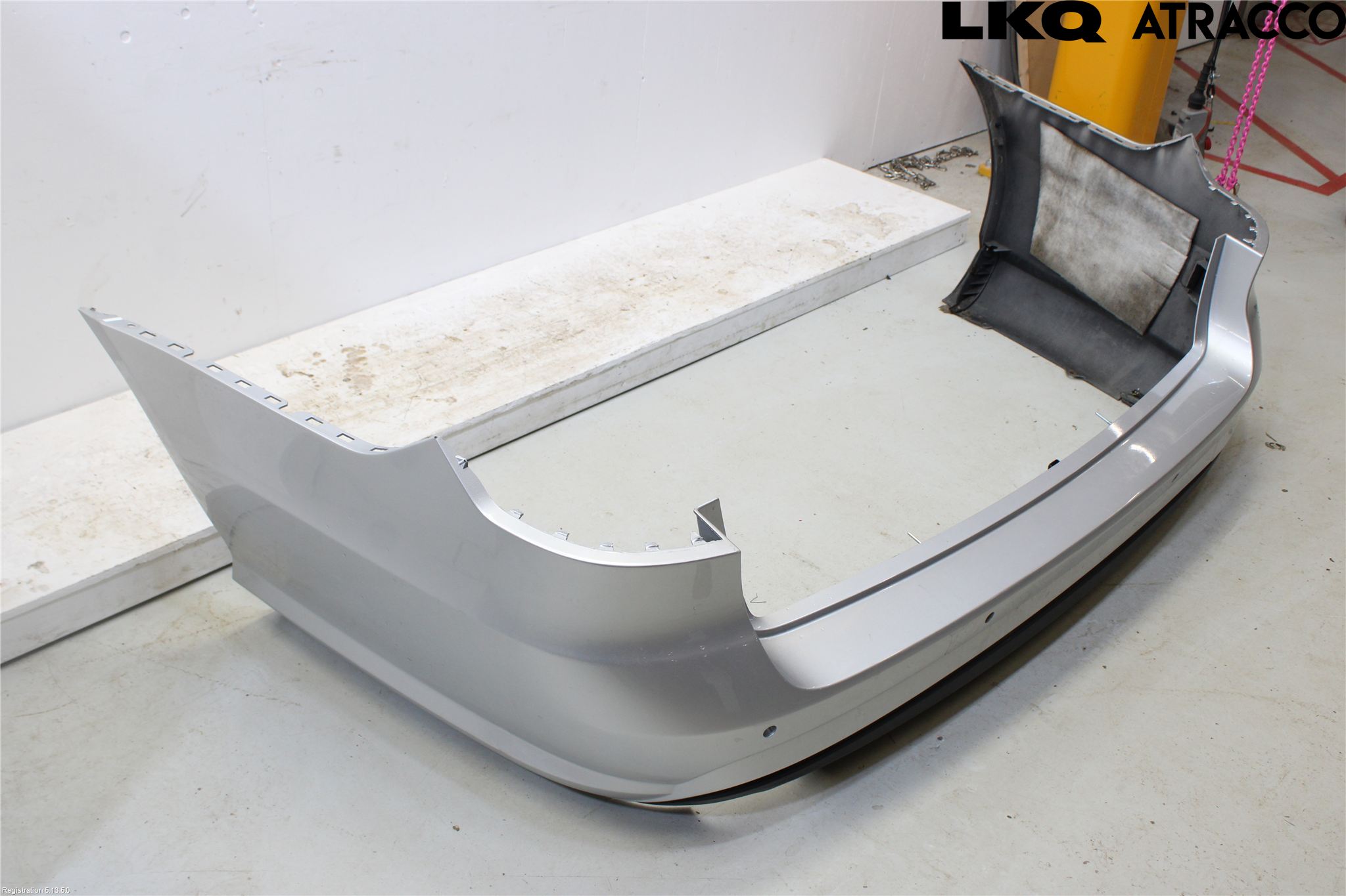 Mercedes-Benz MB E-KLASS (W212) 09-16 Stötfångarbeklädnad Bak
