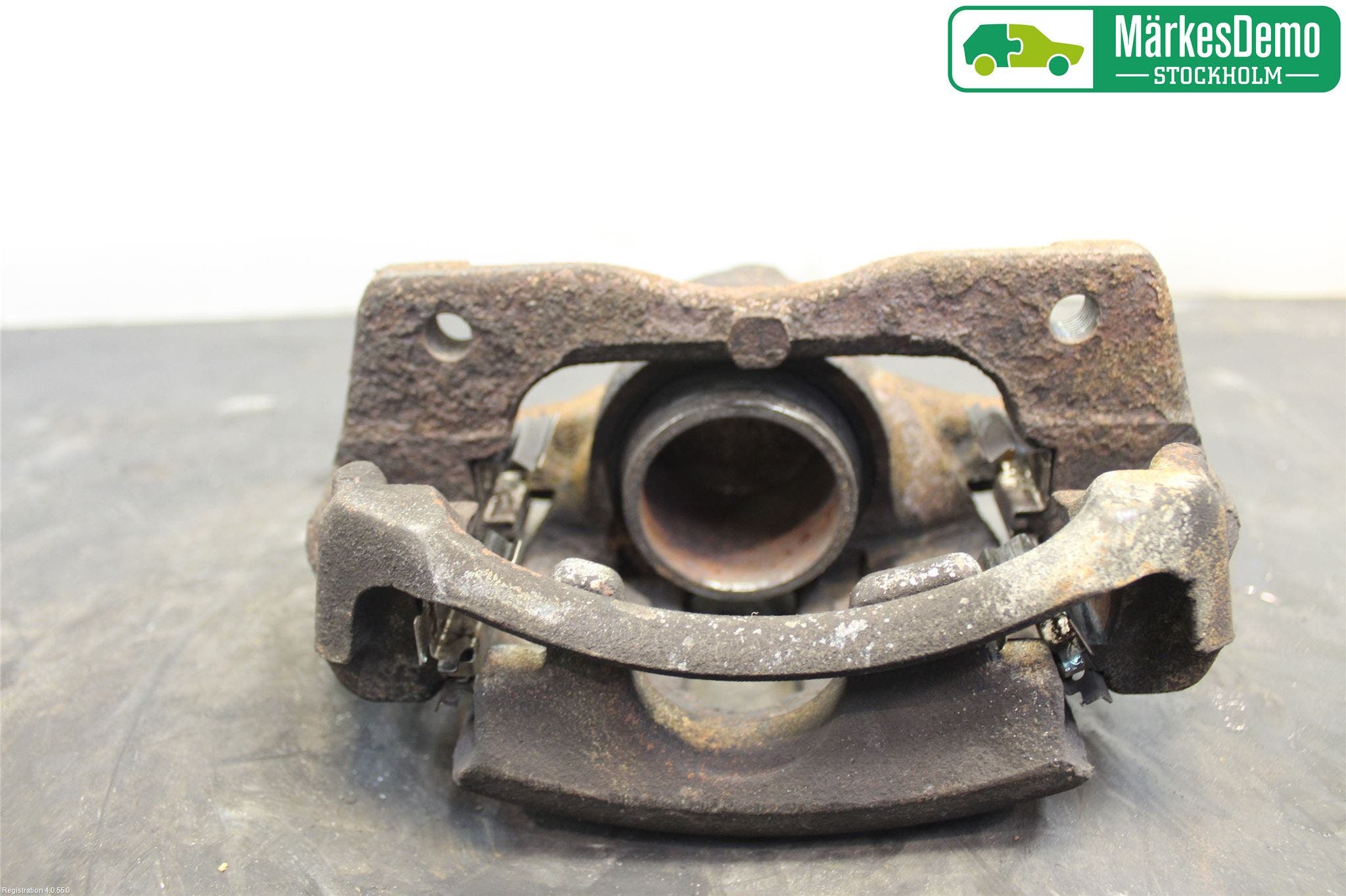 Toyota AURIS 10-12 Bromsok Fram Höger