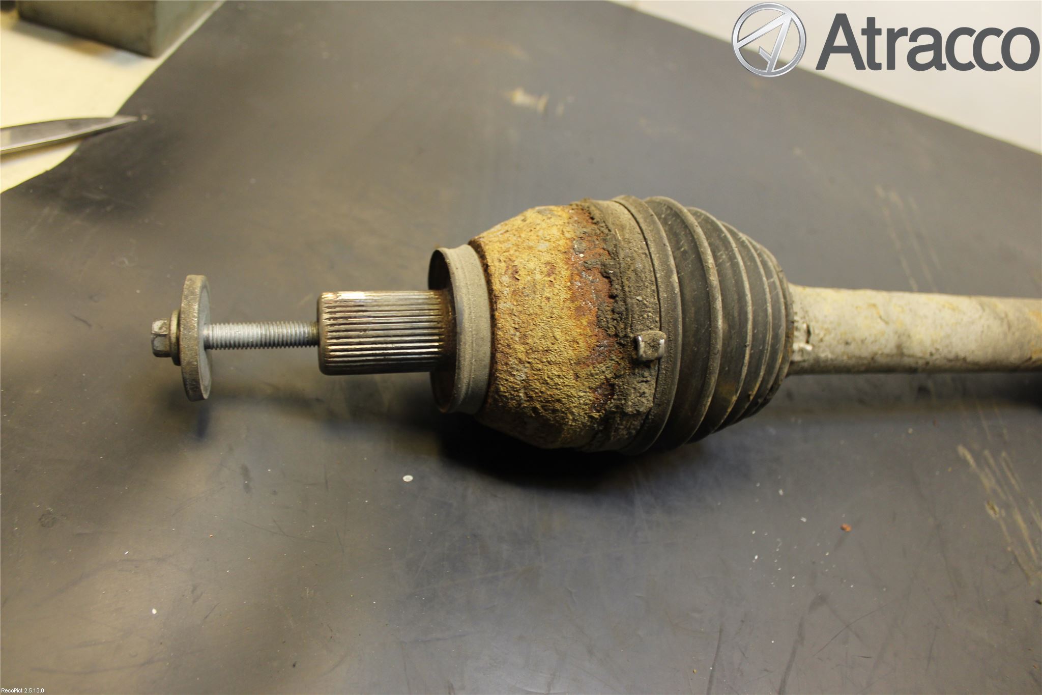 Ford GALAXY     00-06 Drivaxel Fram Höger