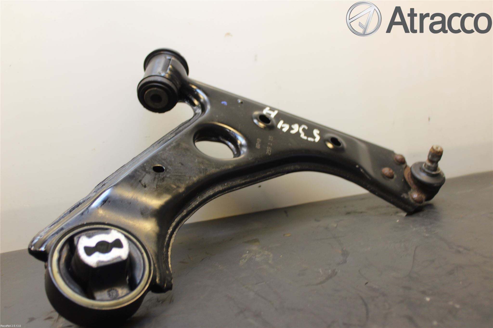 Peugeot BIPPER Bärarm Fram Undre Hö