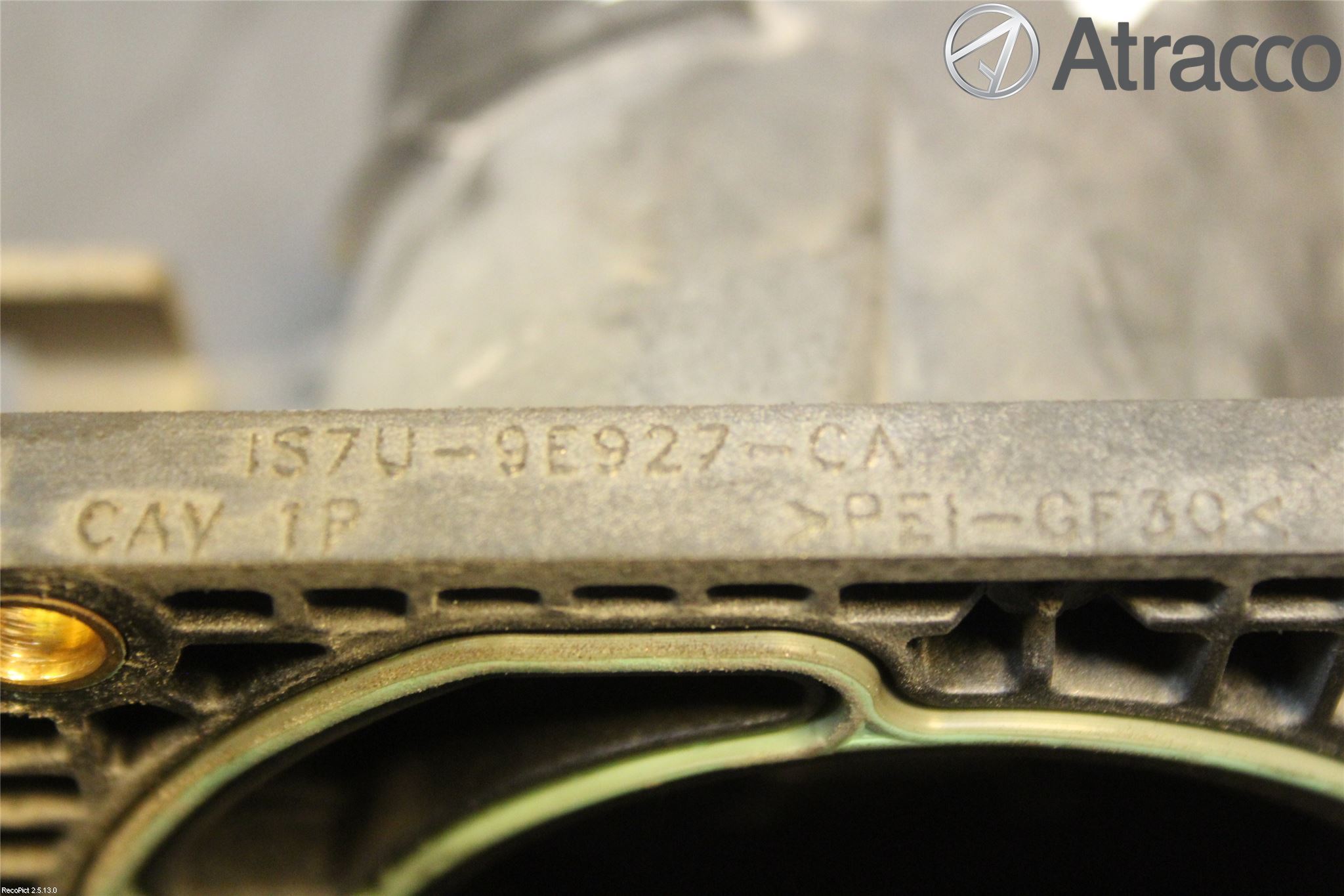 Mazda 6 02-08 Injspjällhus