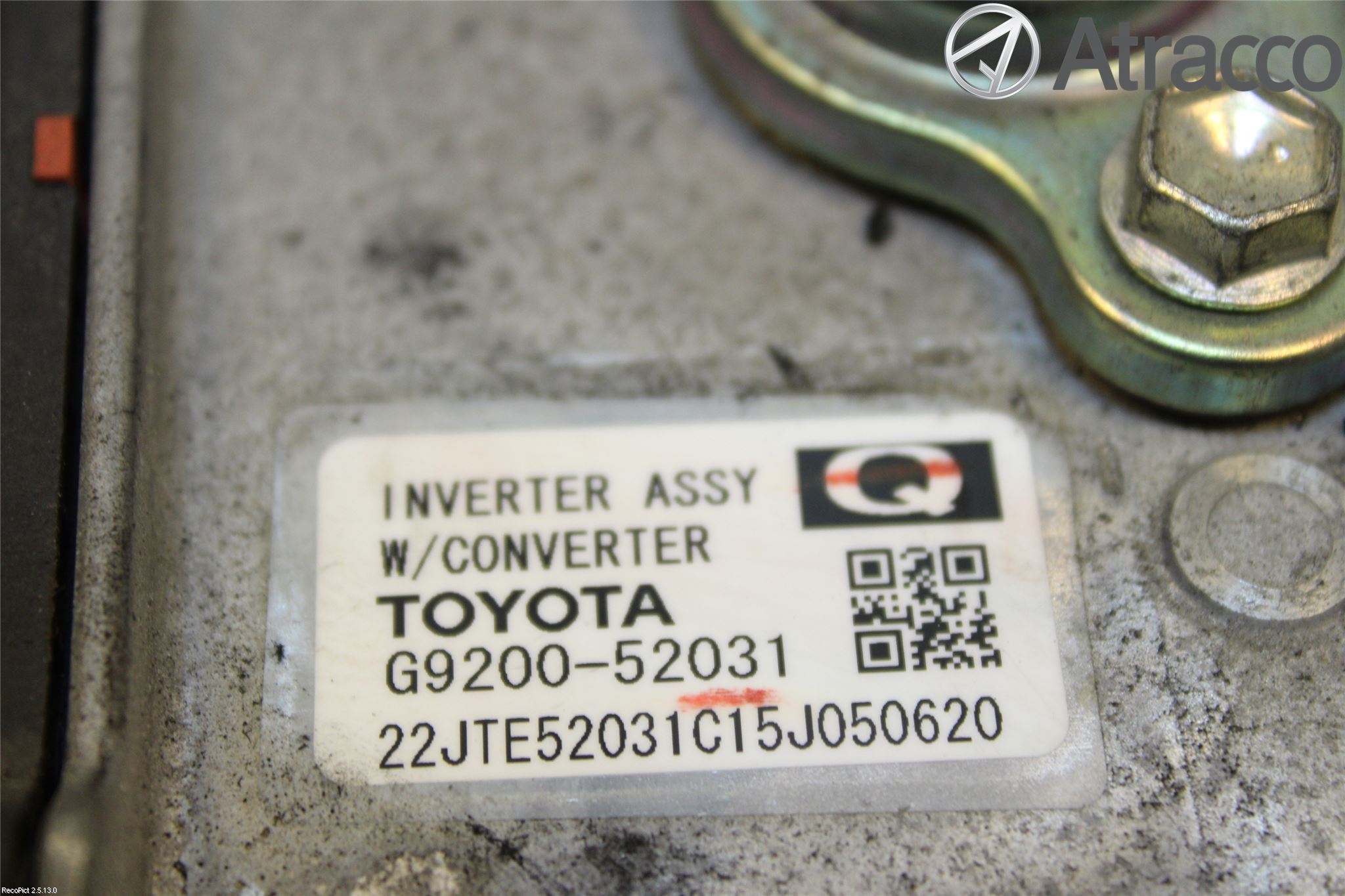 Toyota YARIS XP130 15-20 Hybridconverter