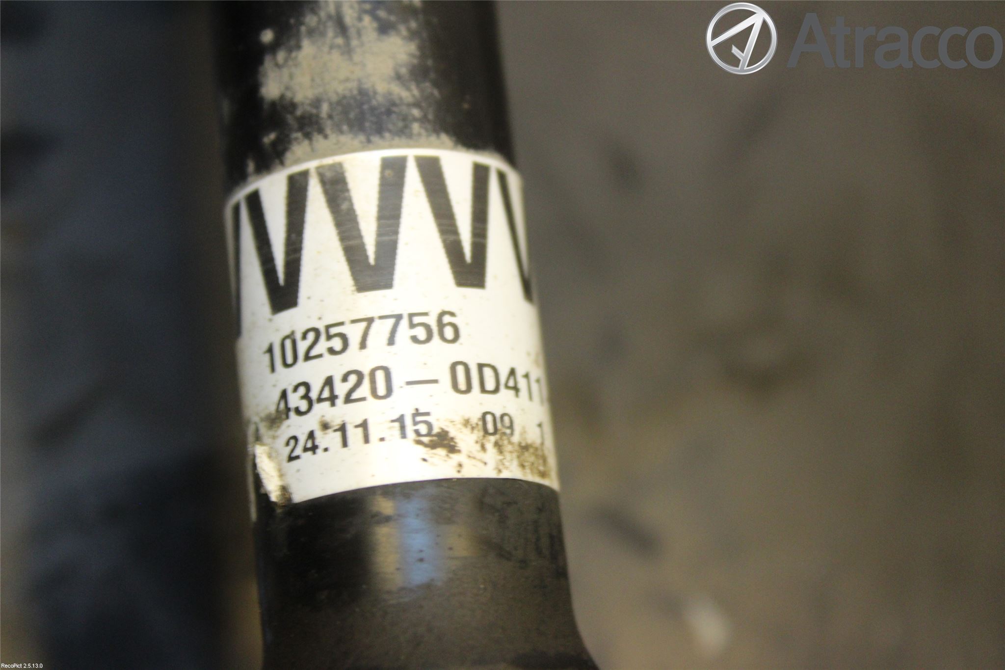Toyota YARIS XP130 15-20 Drivaxel Fram Vänster