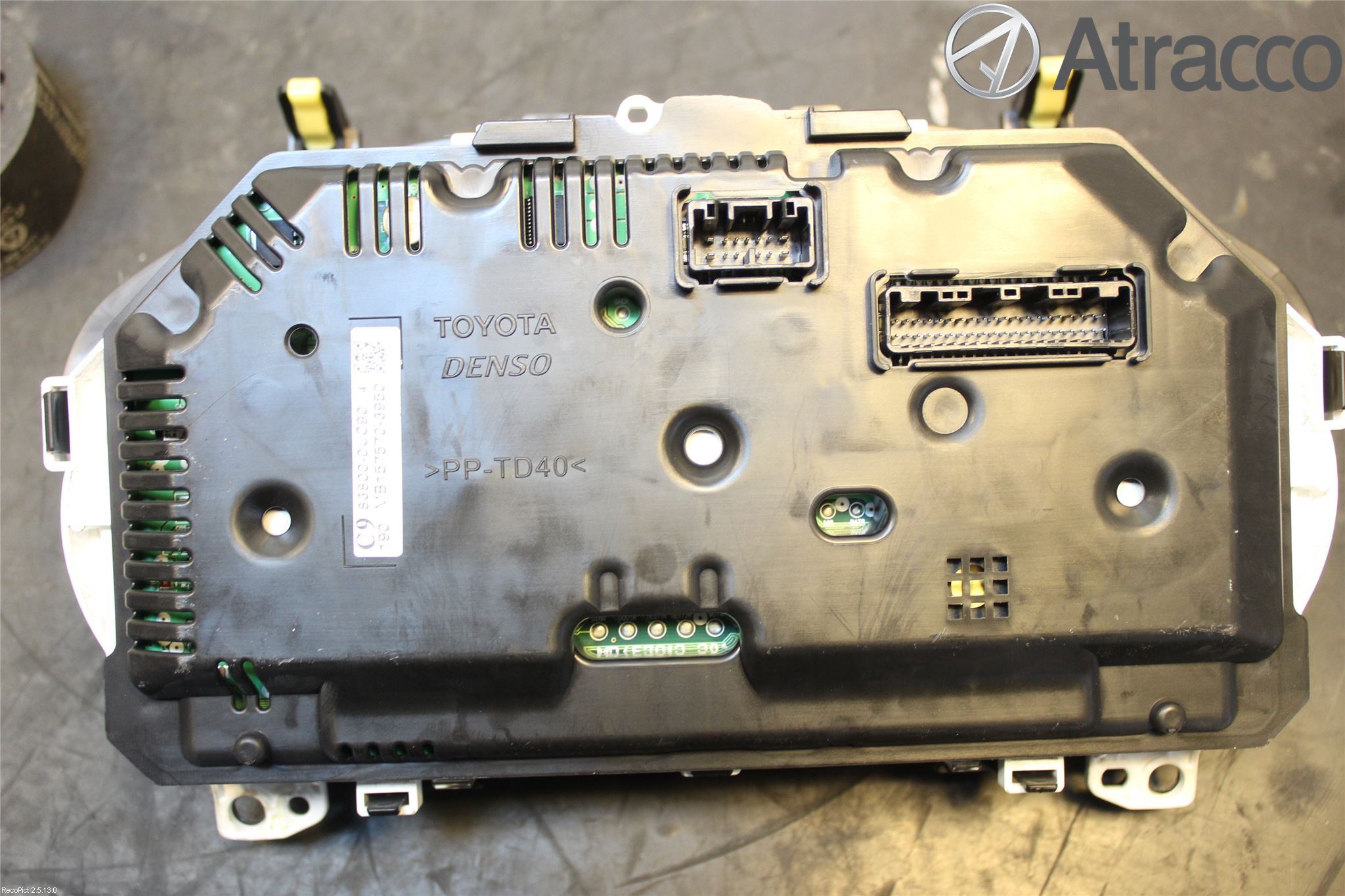 Toyota YARIS XP130 15-20 Instrument Komb