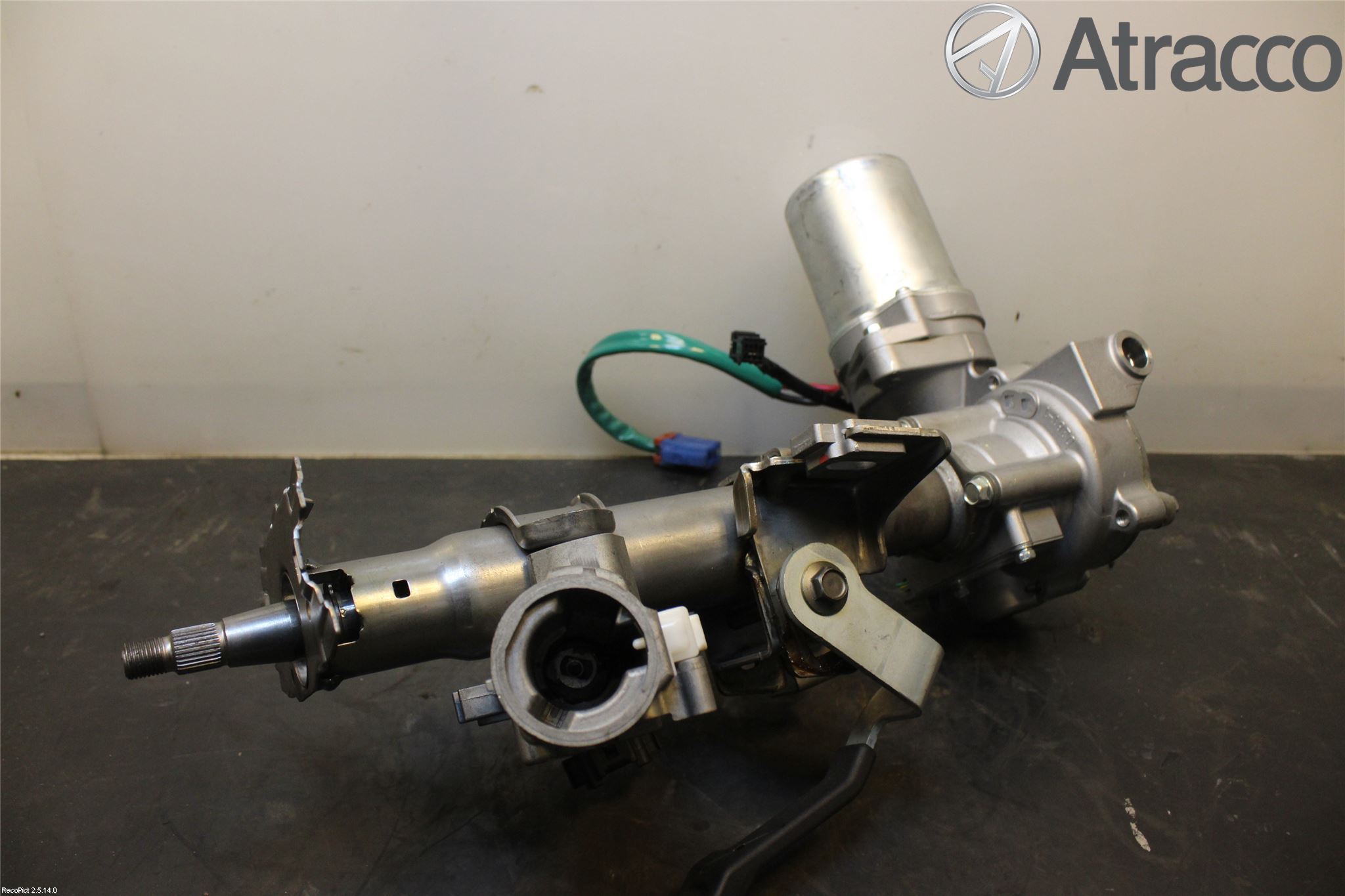 Suzuki SWIFT 11-16 Rattaxelagg Med Inb Servo