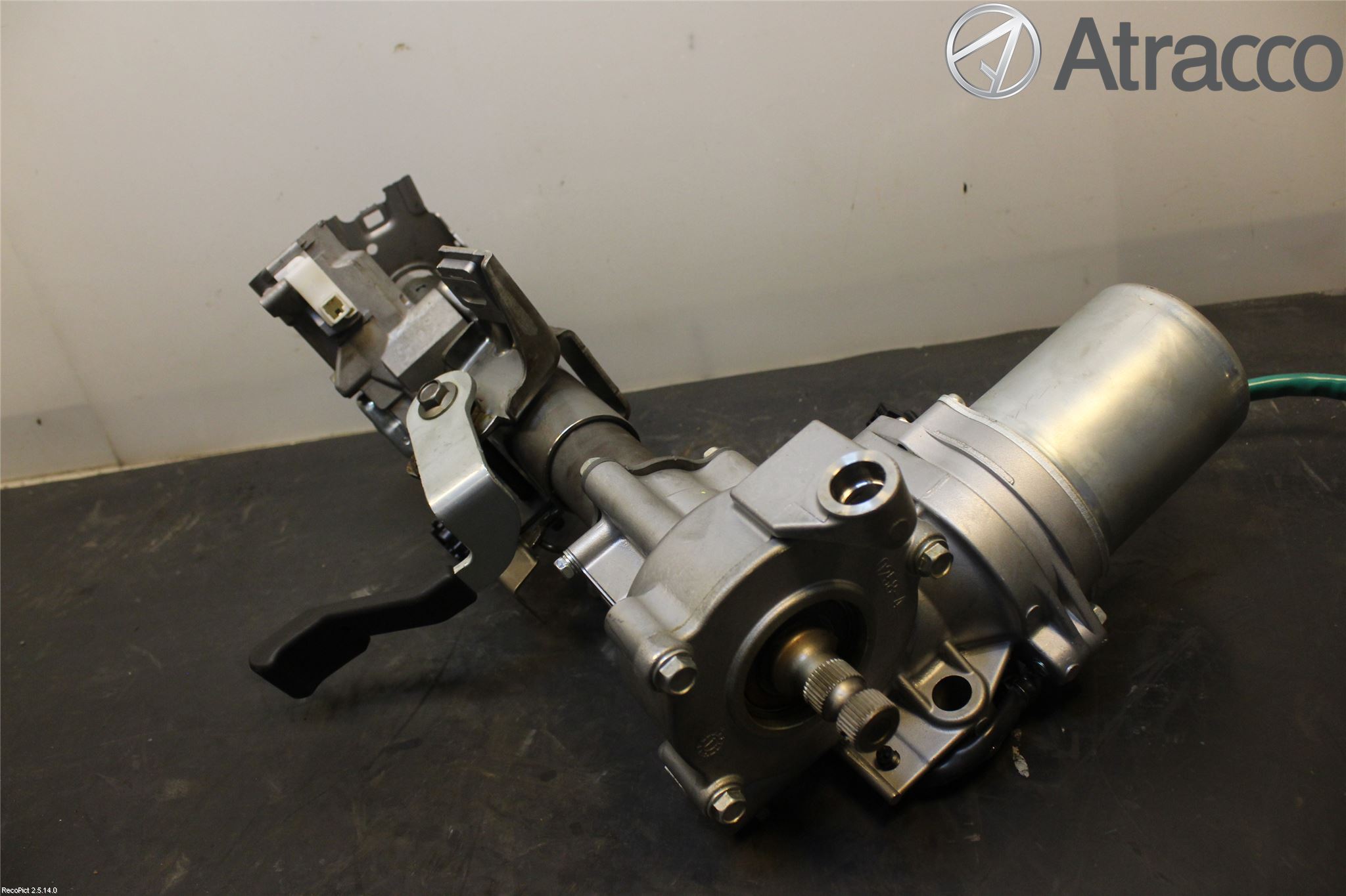 Suzuki SWIFT 11-16 Rattaxelagg Med Inb Servo